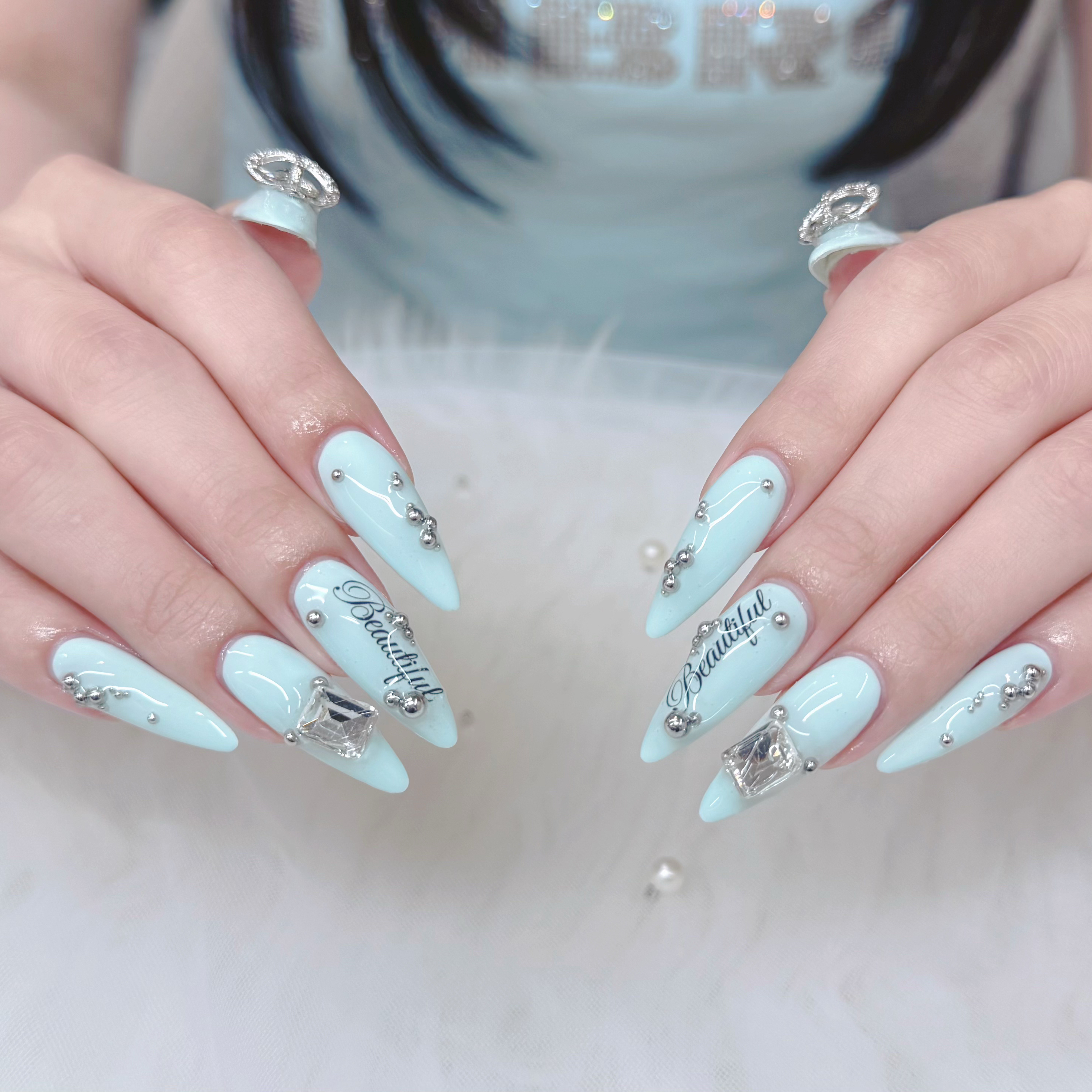 GOHOUBI_Nail