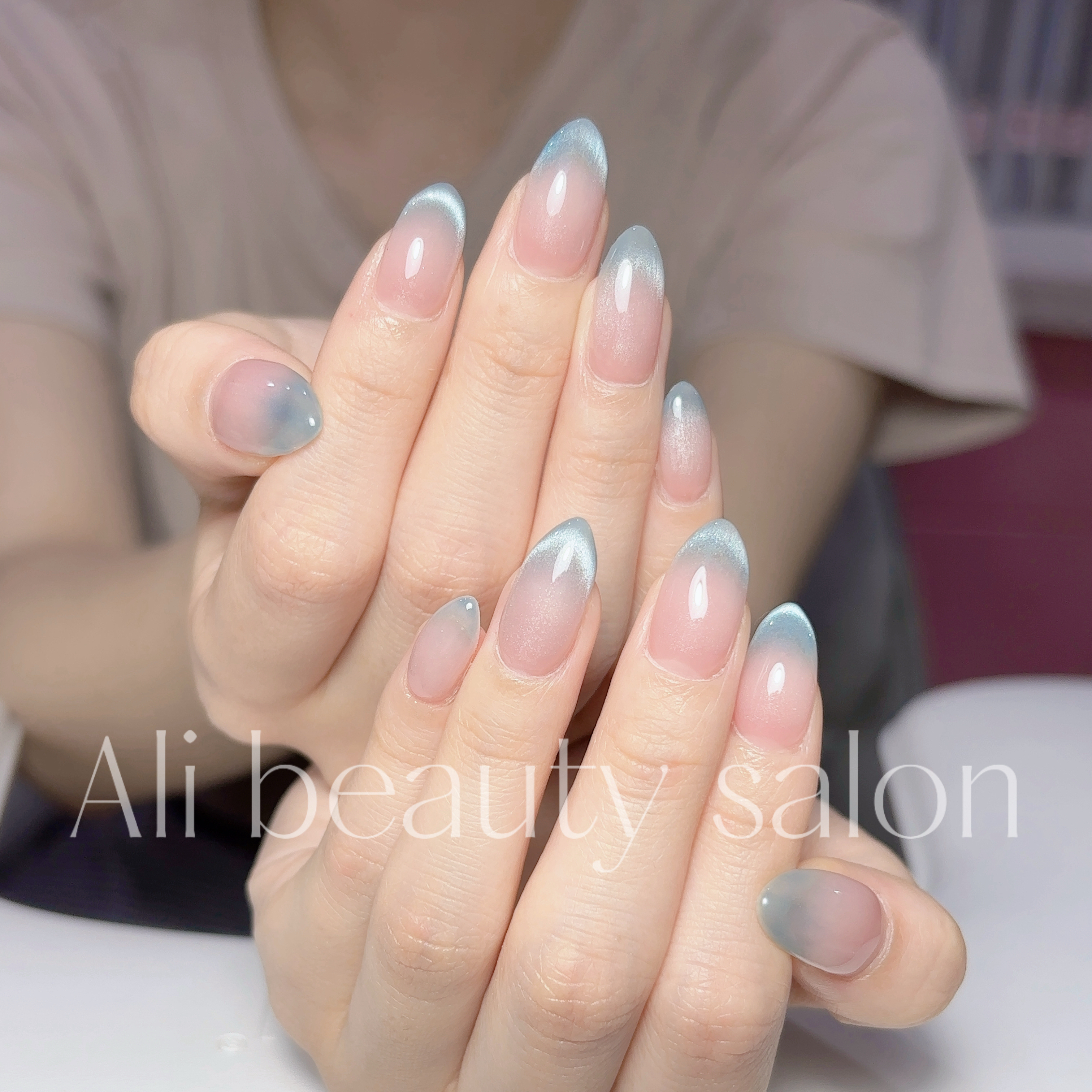 Ali_nail