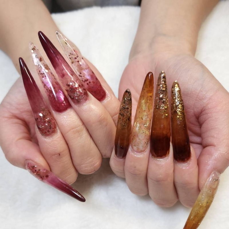 m_ye..nail