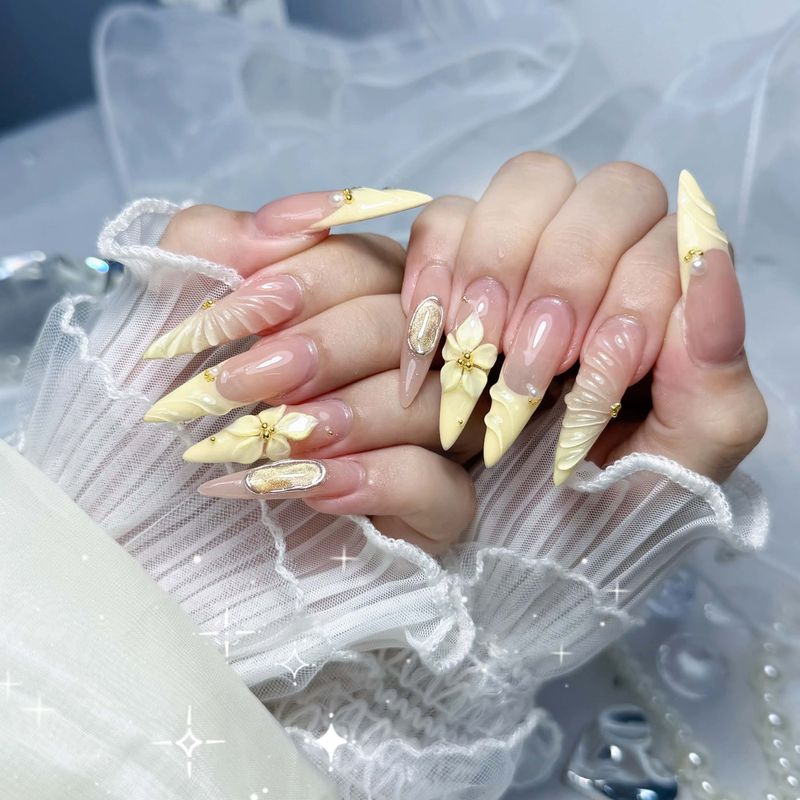 Mika Nails 心斎橋店