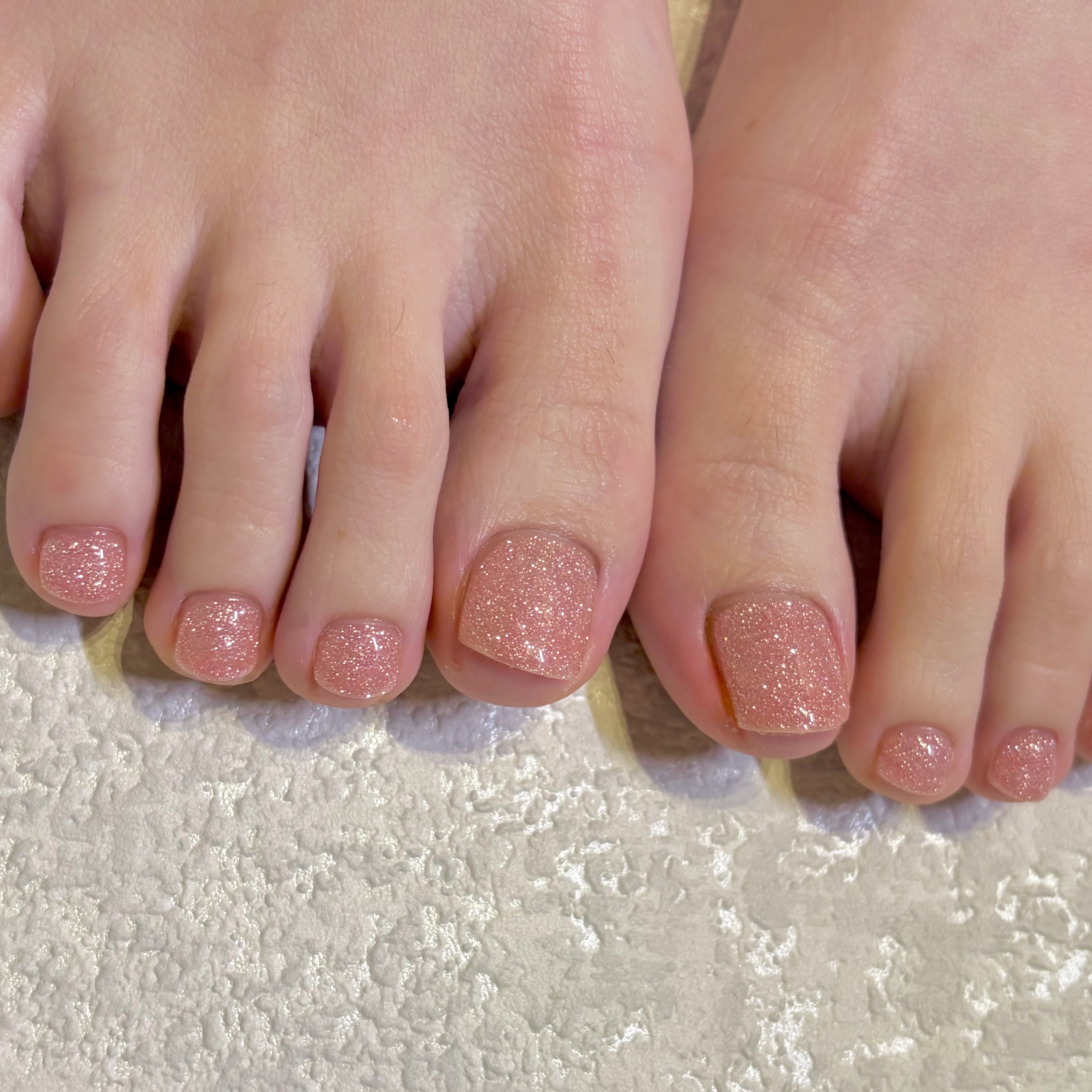 emu.nails
