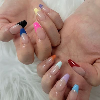 カラフルフレンチ💅🏻💗