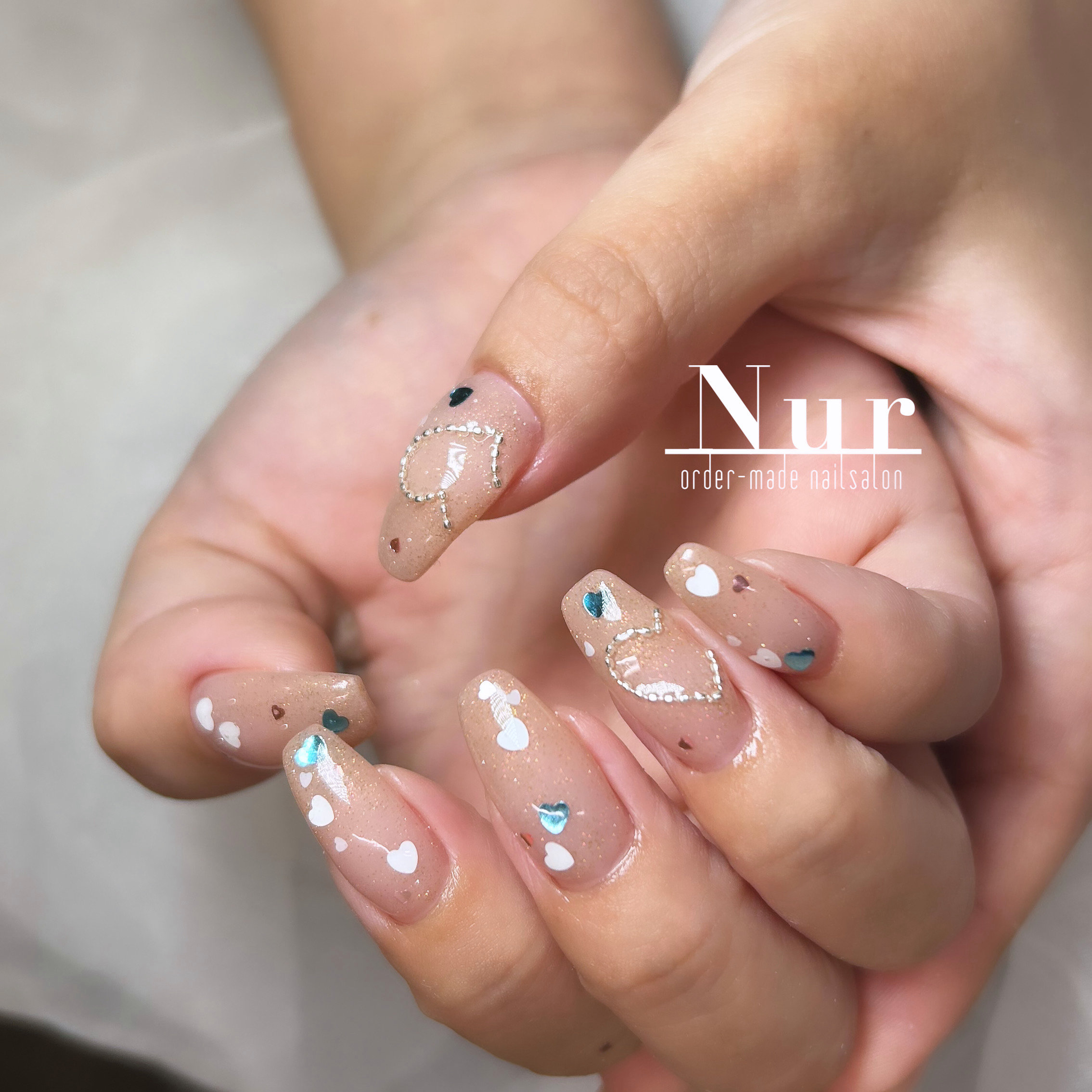 nails_nur