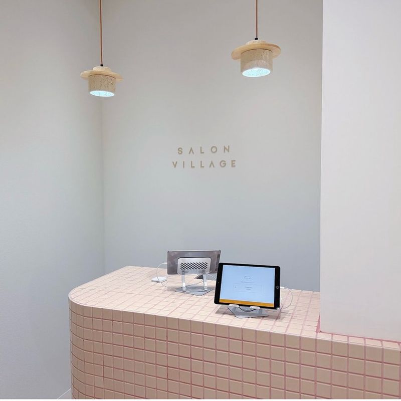 salon village tenjin