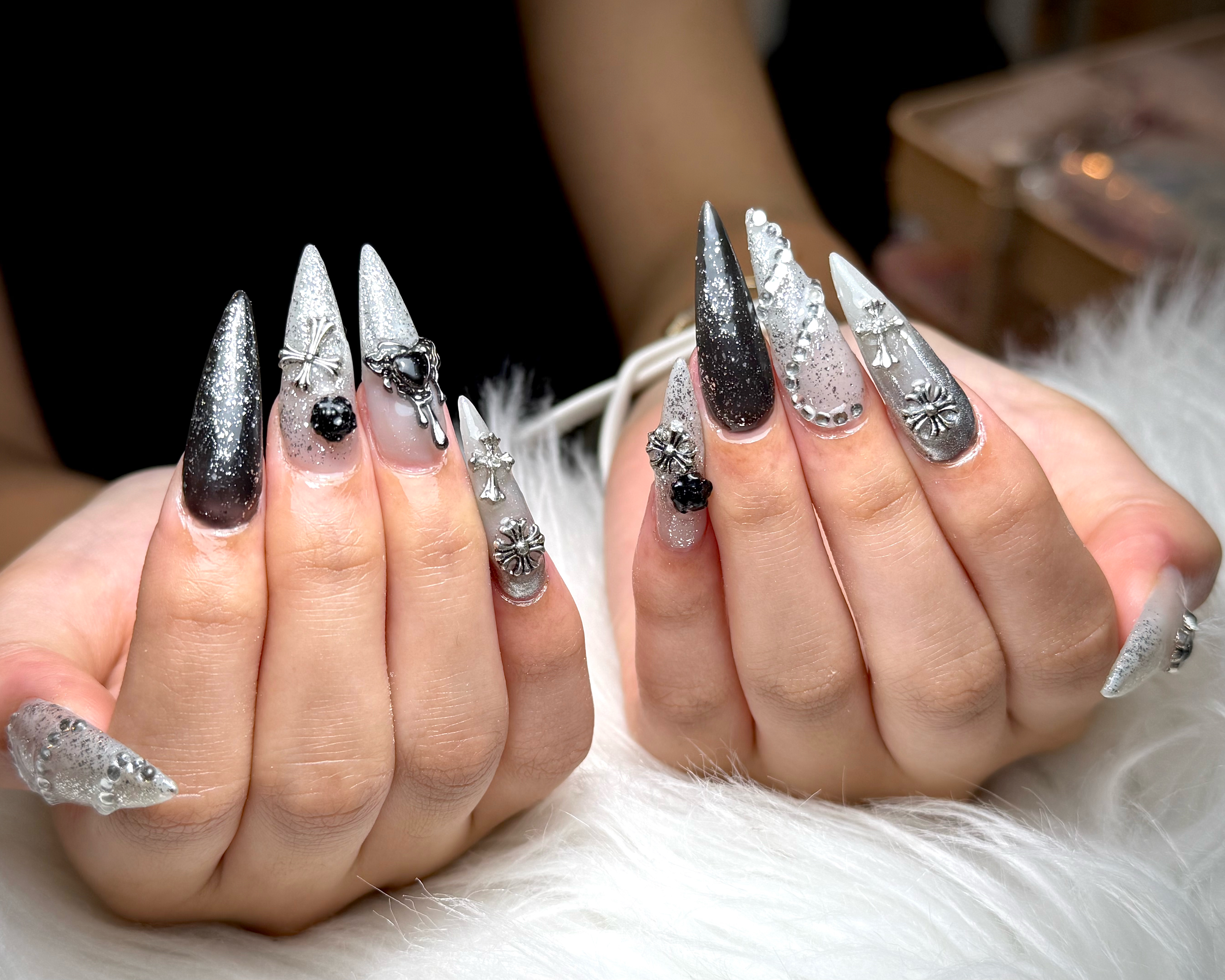 Nienail_tainmi