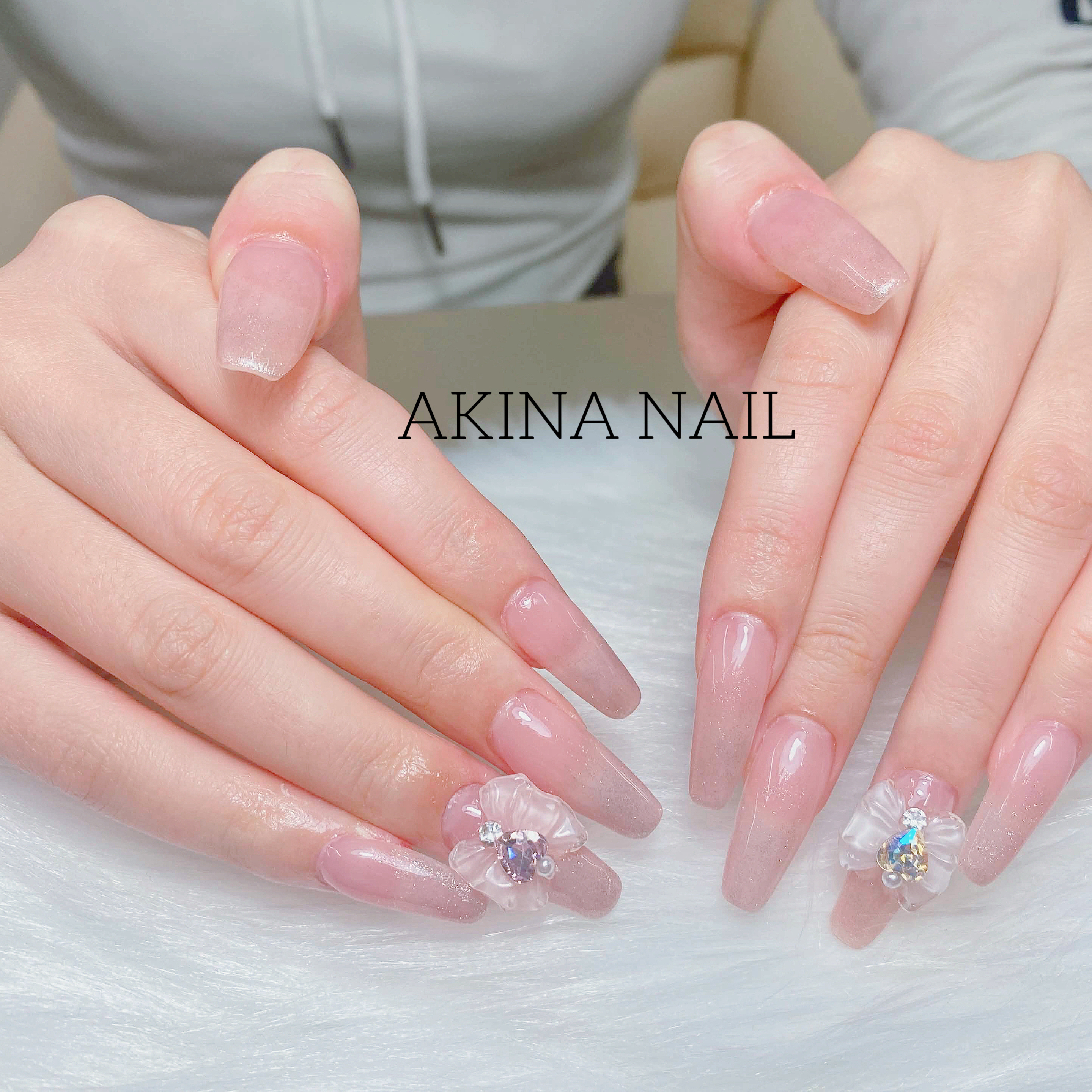 Akina_Nails