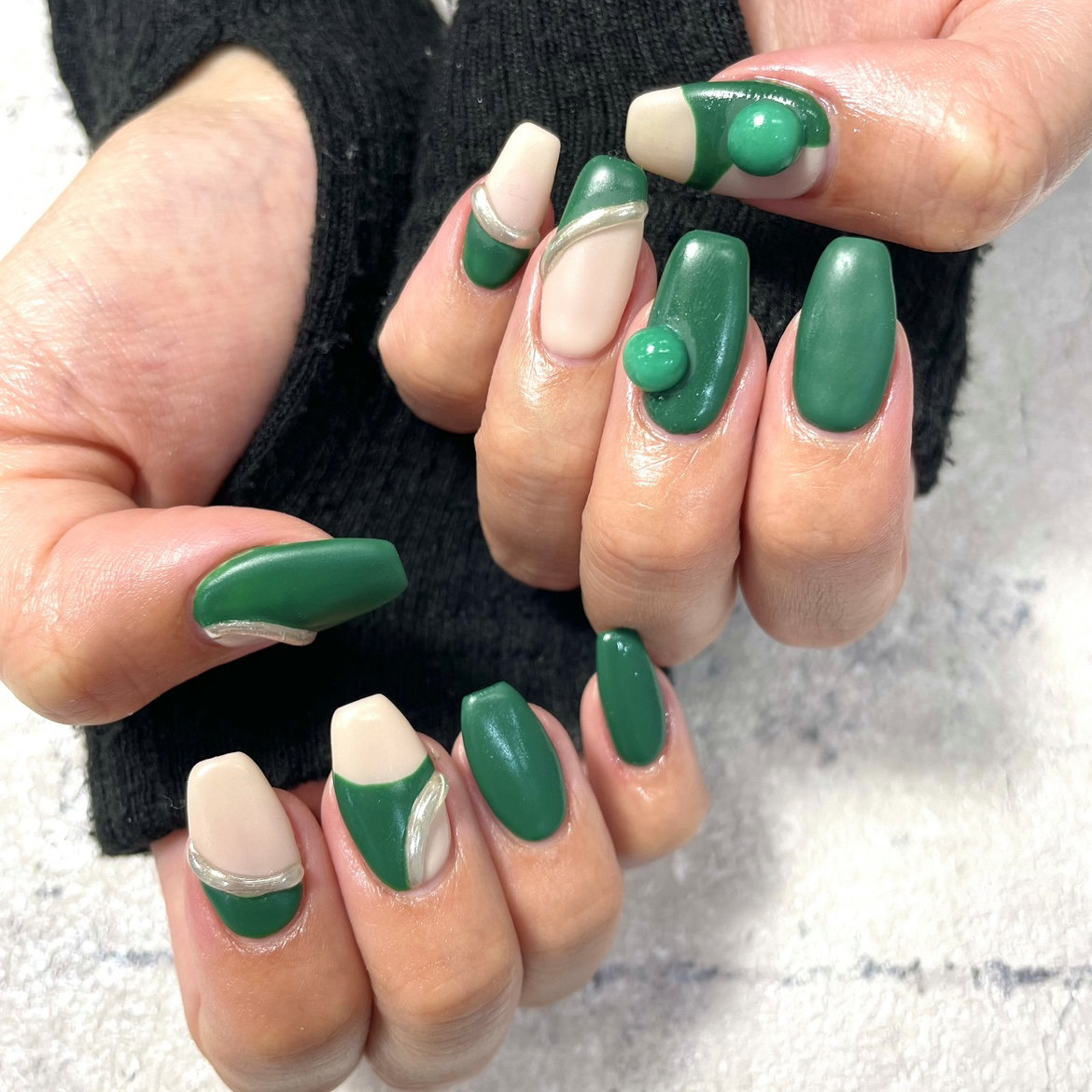 NAIL_373