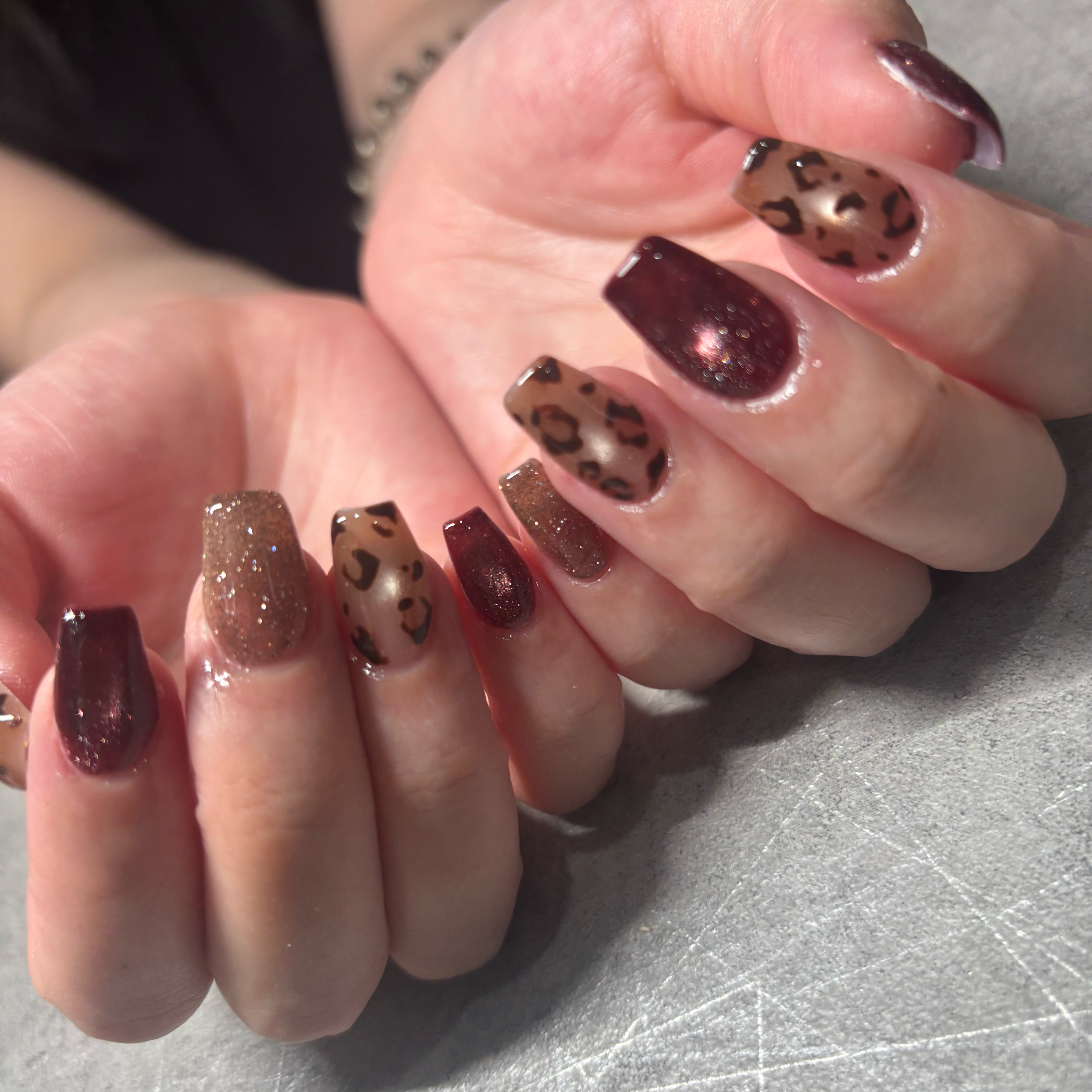 adise_nail