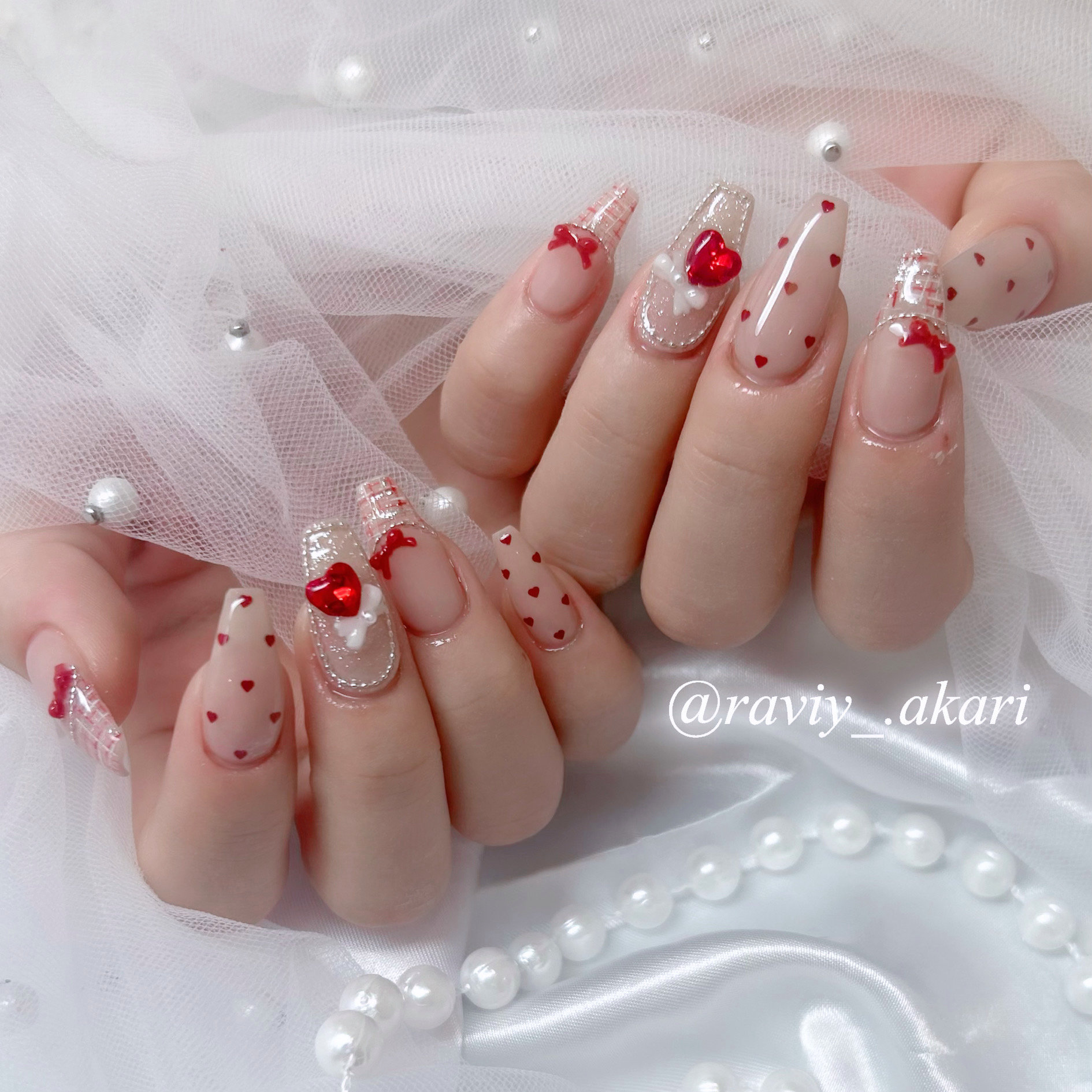 Raviy_.Akari