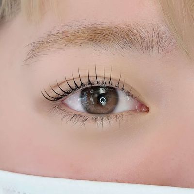 上まつげパーマ ¥5800┆コーティング束感仕上げ