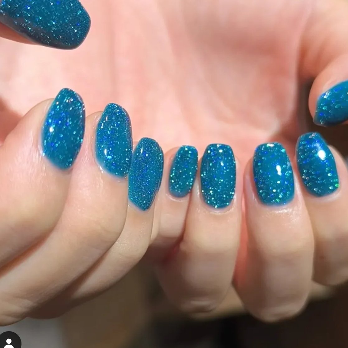 acanthus.nail