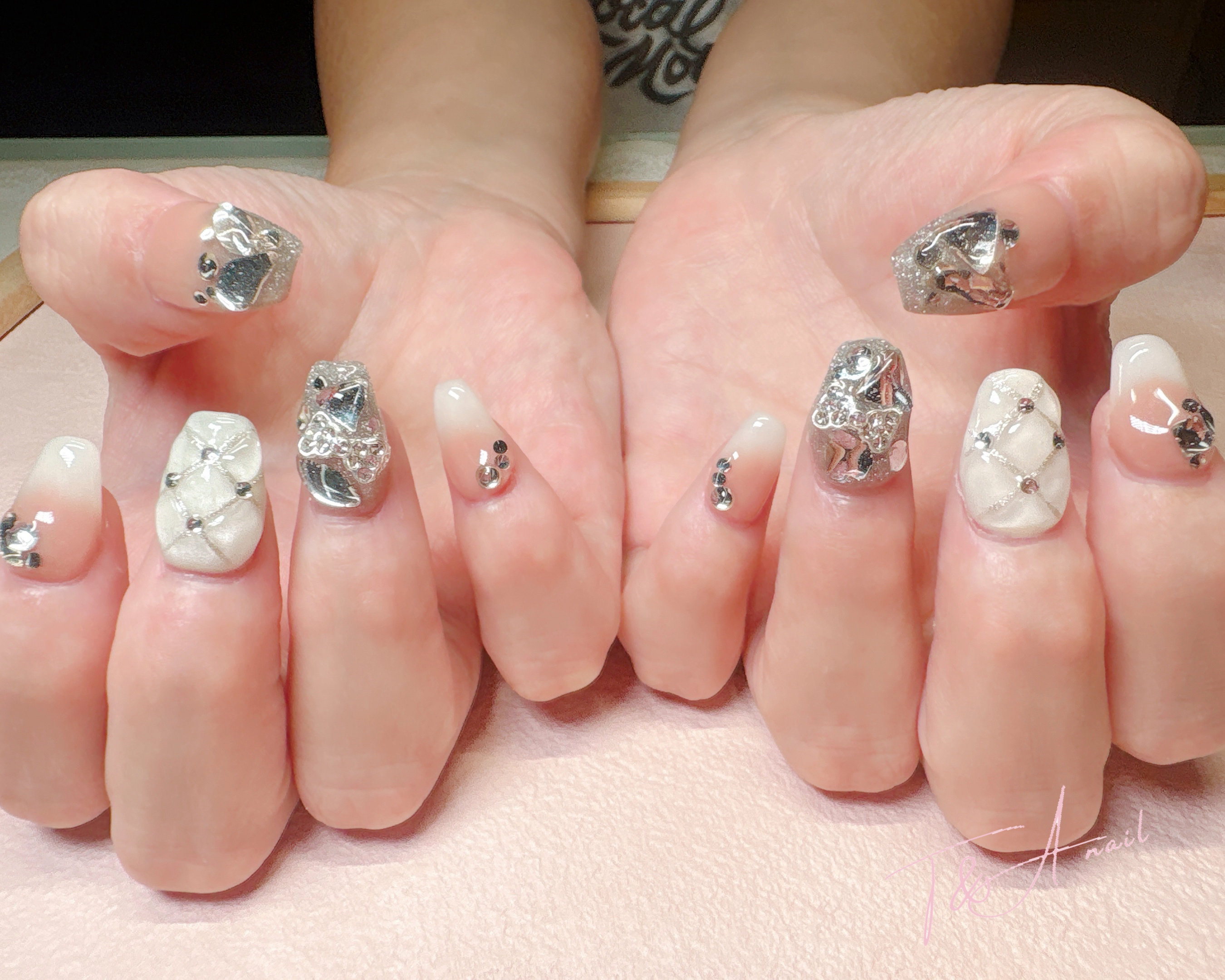 TandA_nail