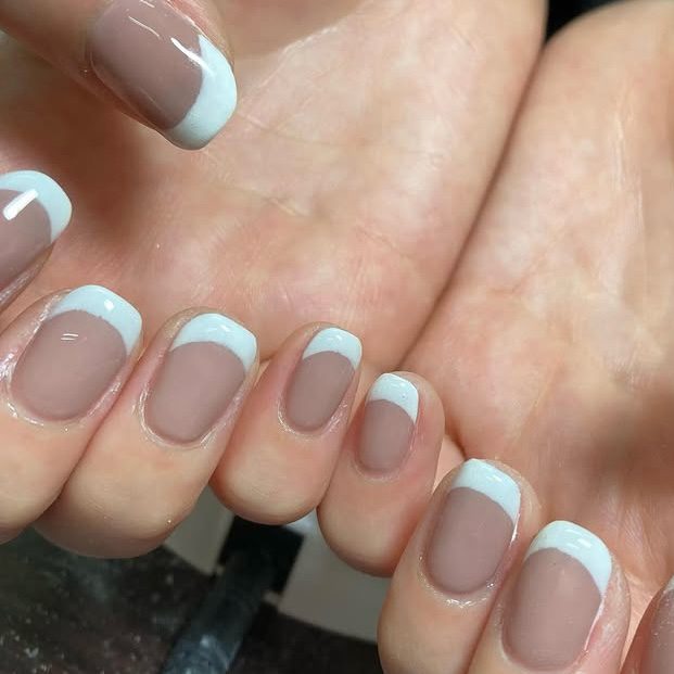 nail_sky