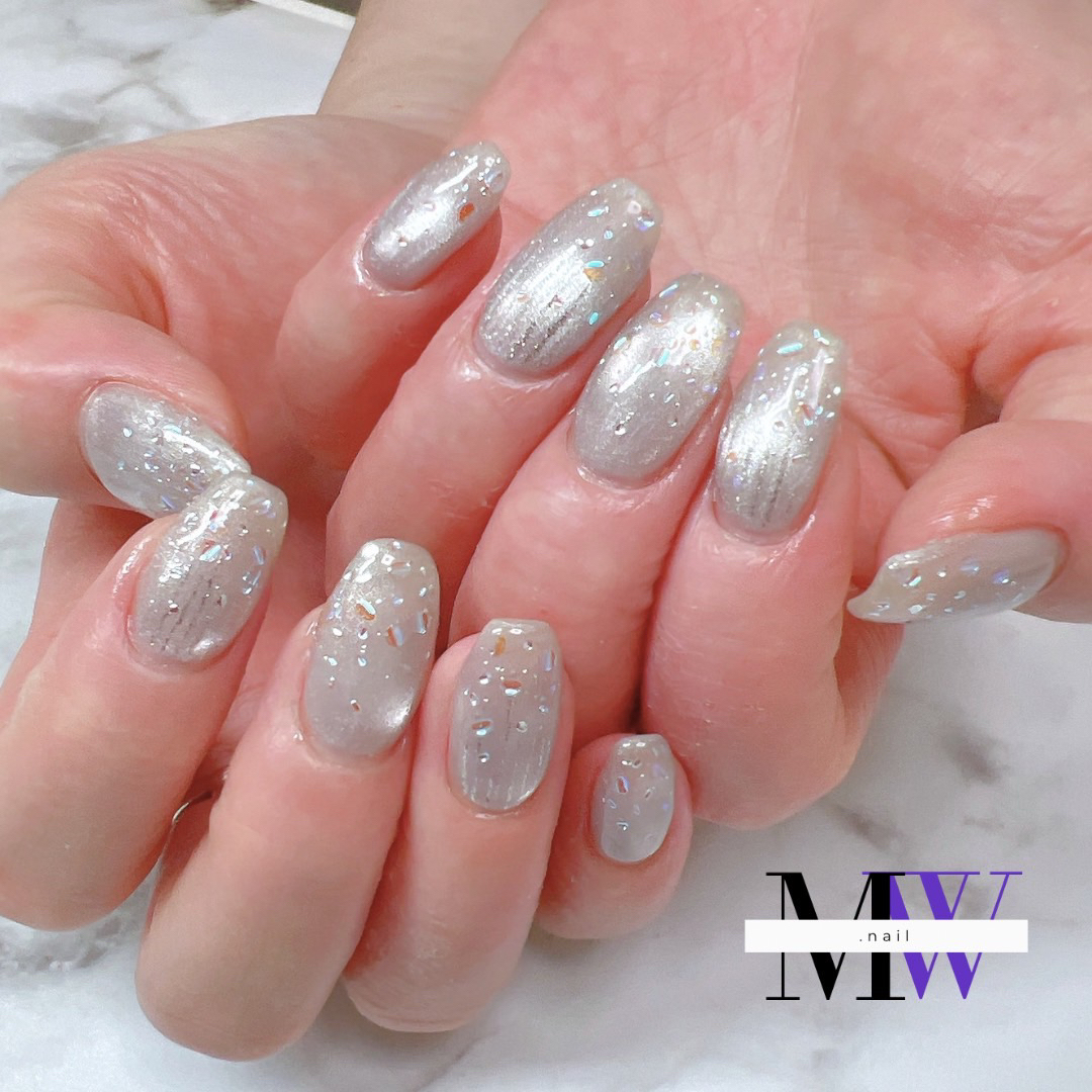 MW.nail