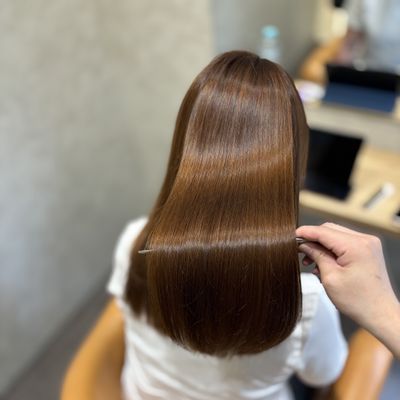 美髪矯正＋カット＋最高級トリートメント