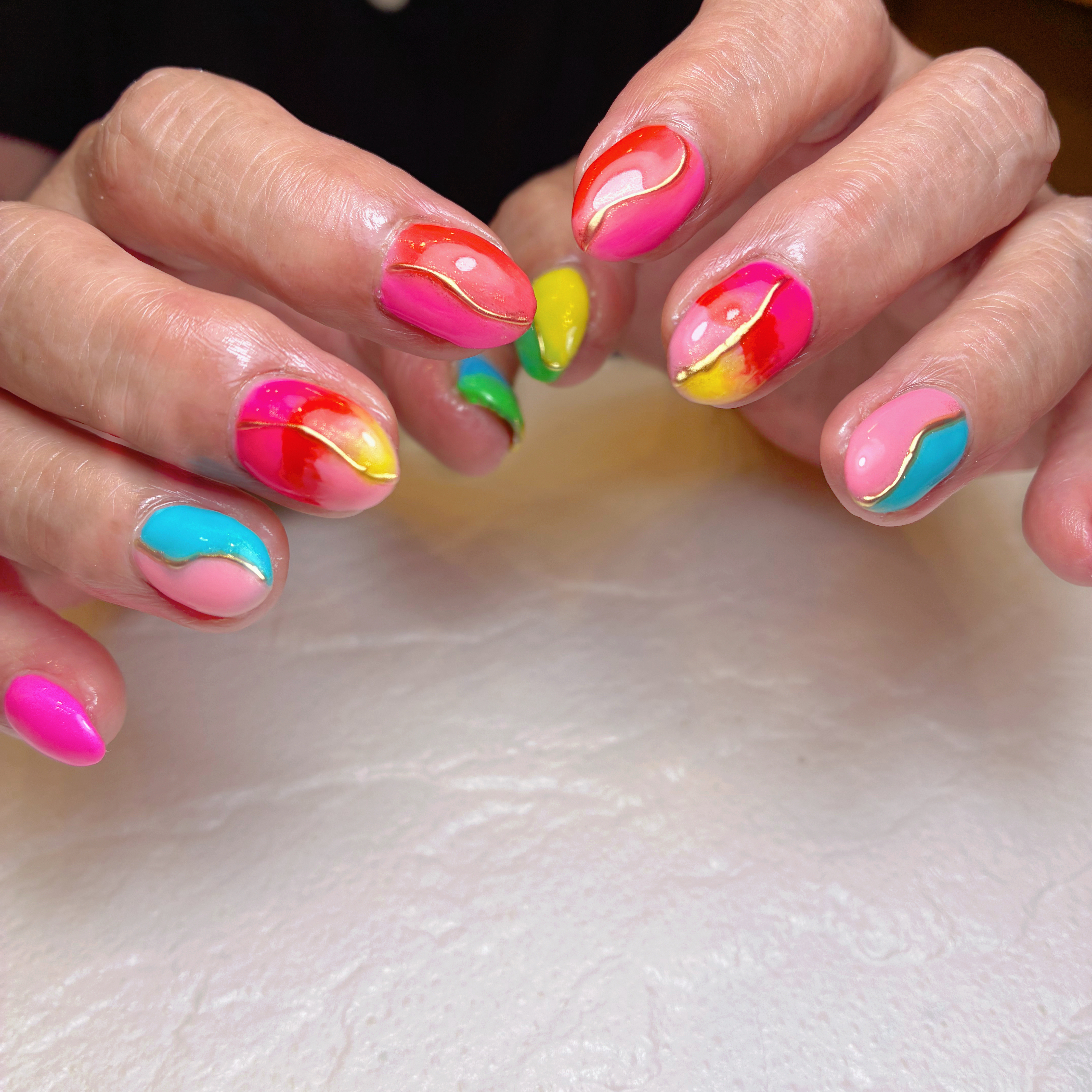 lux.nail