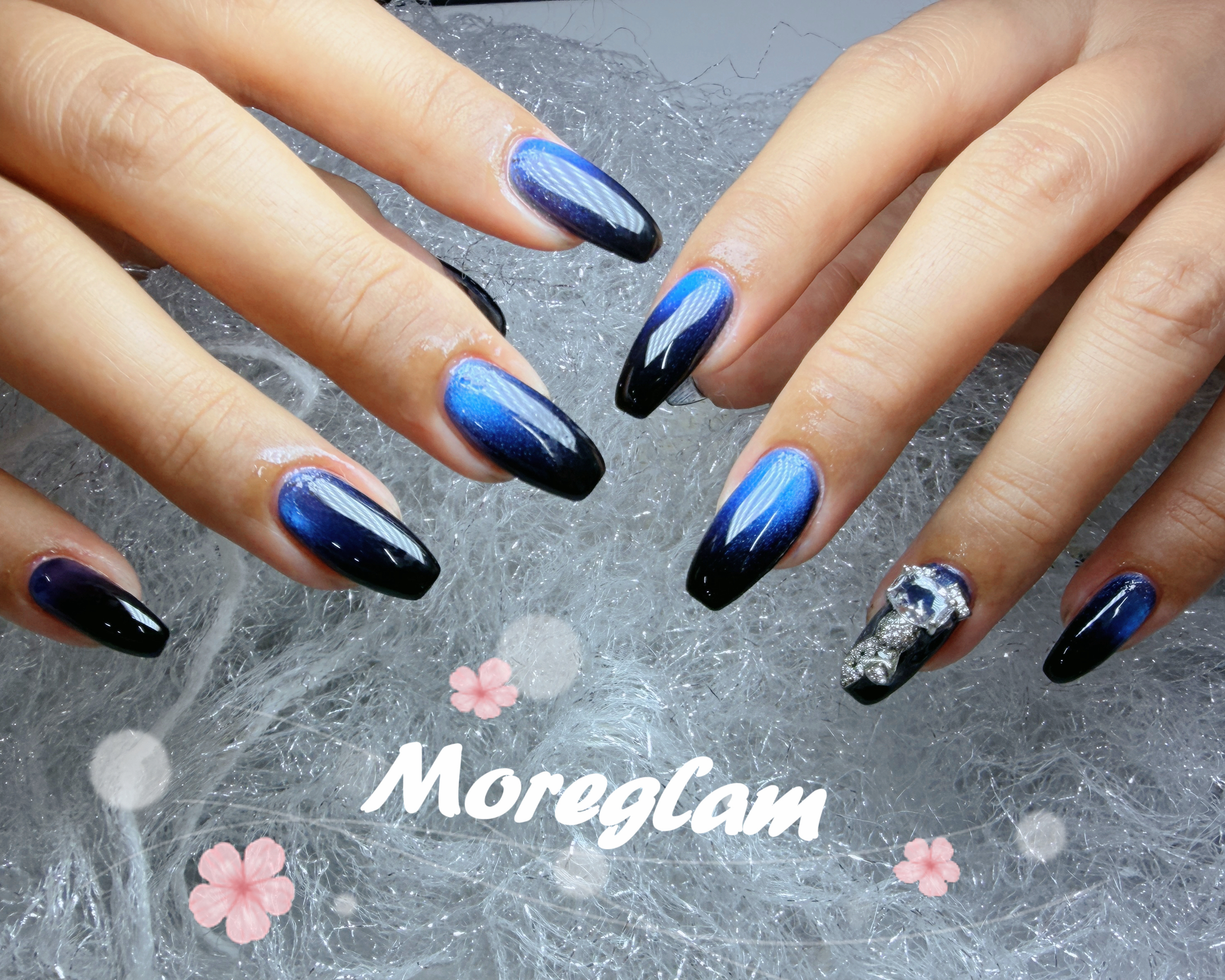 Moreglam2