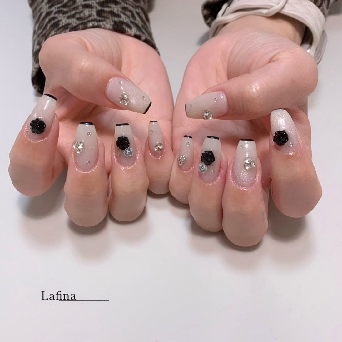 nail.Lafina
