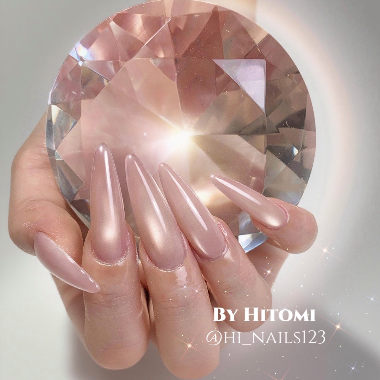 Hi_nails