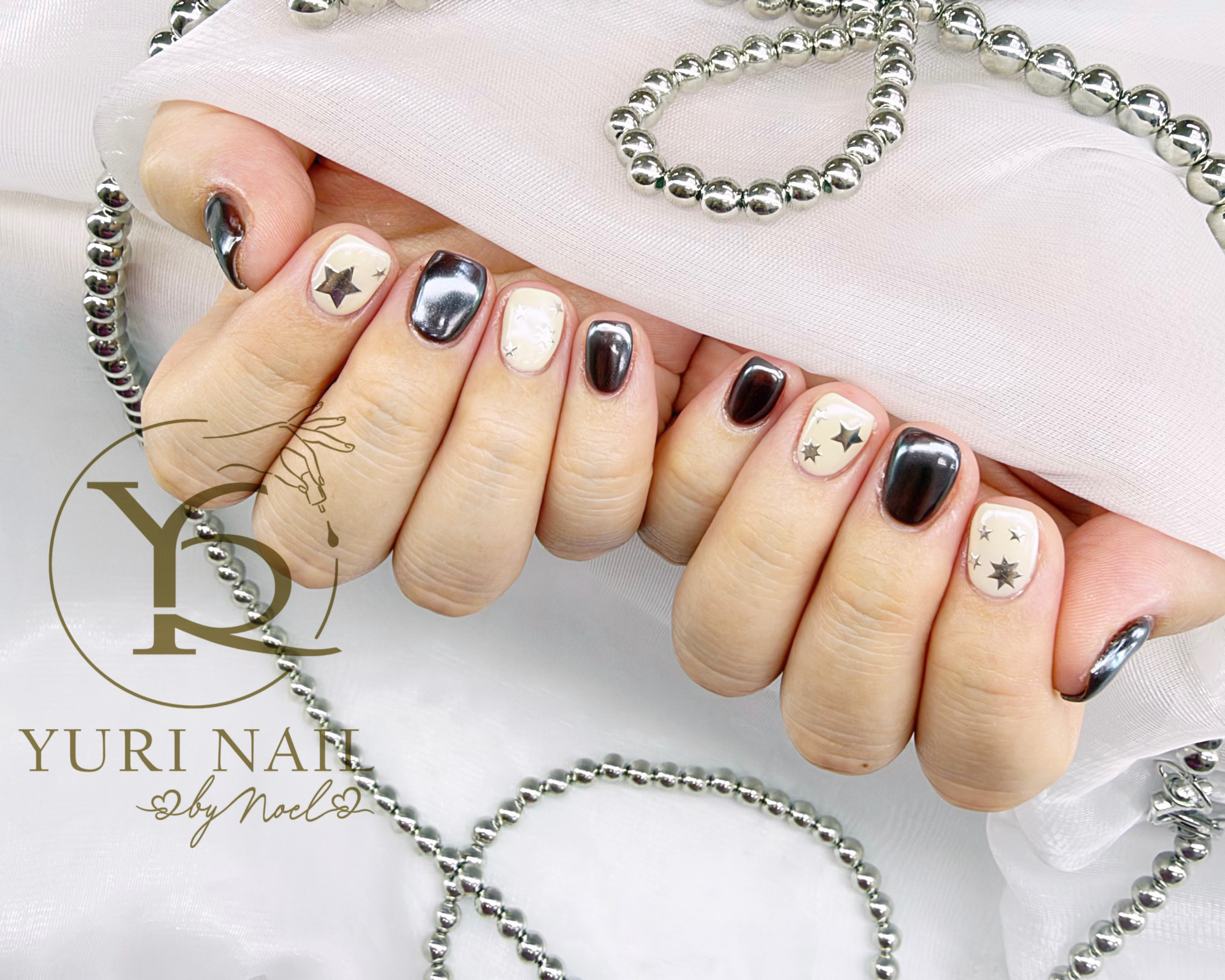 Yuri_nail_Anh