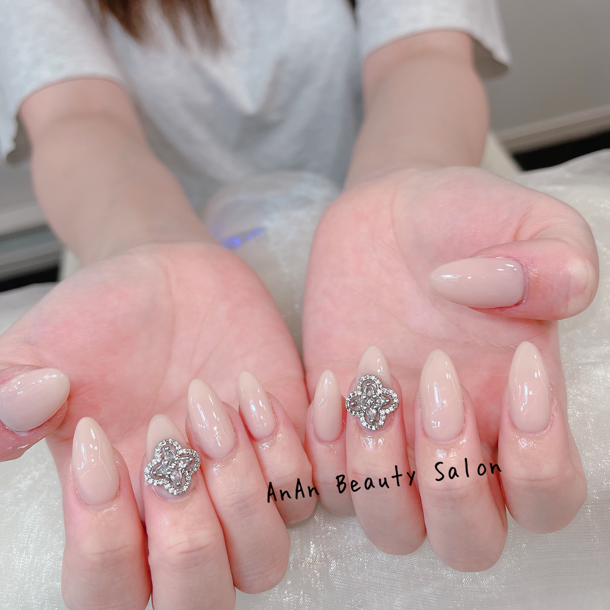 AnAnBeautySalon