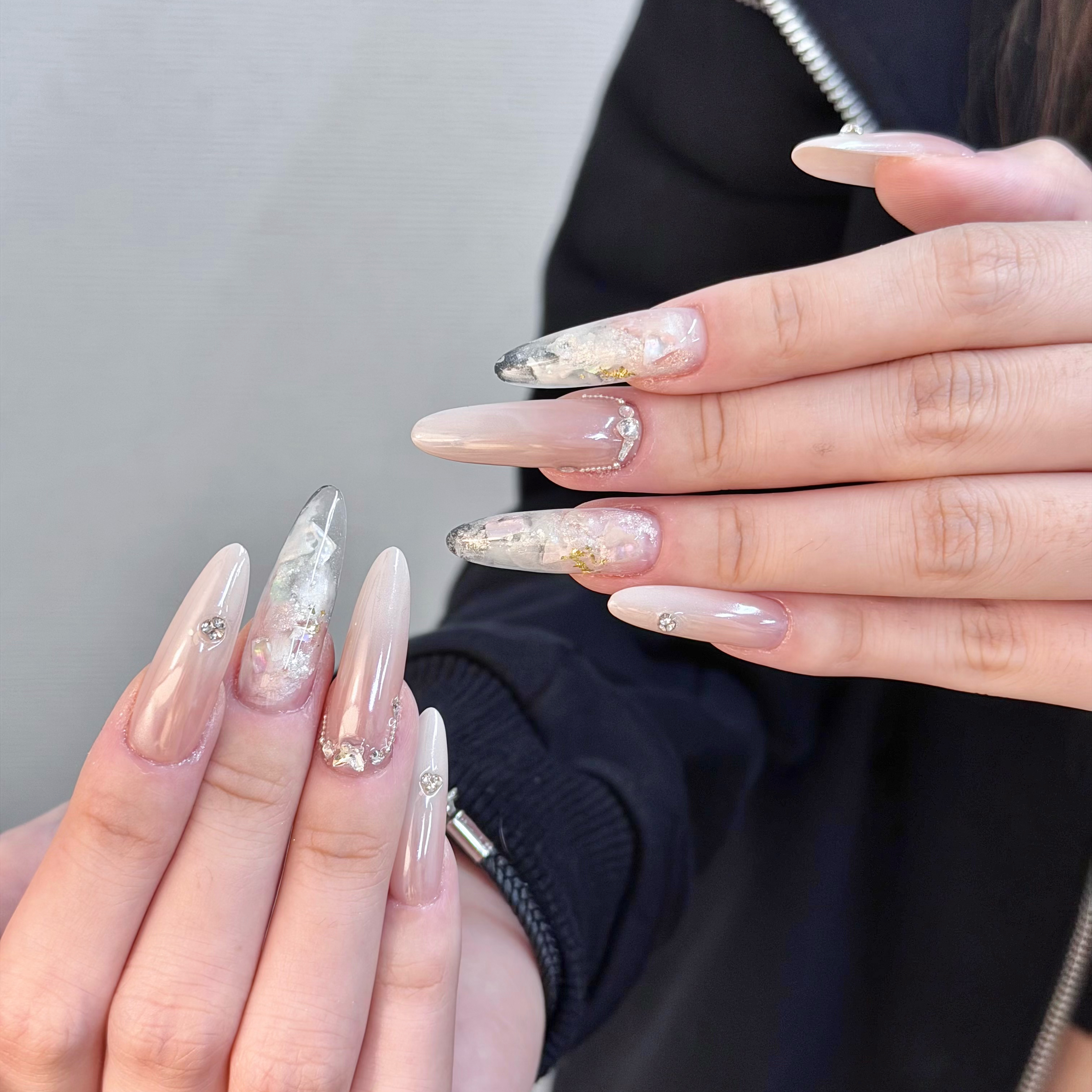 M.nail_momo