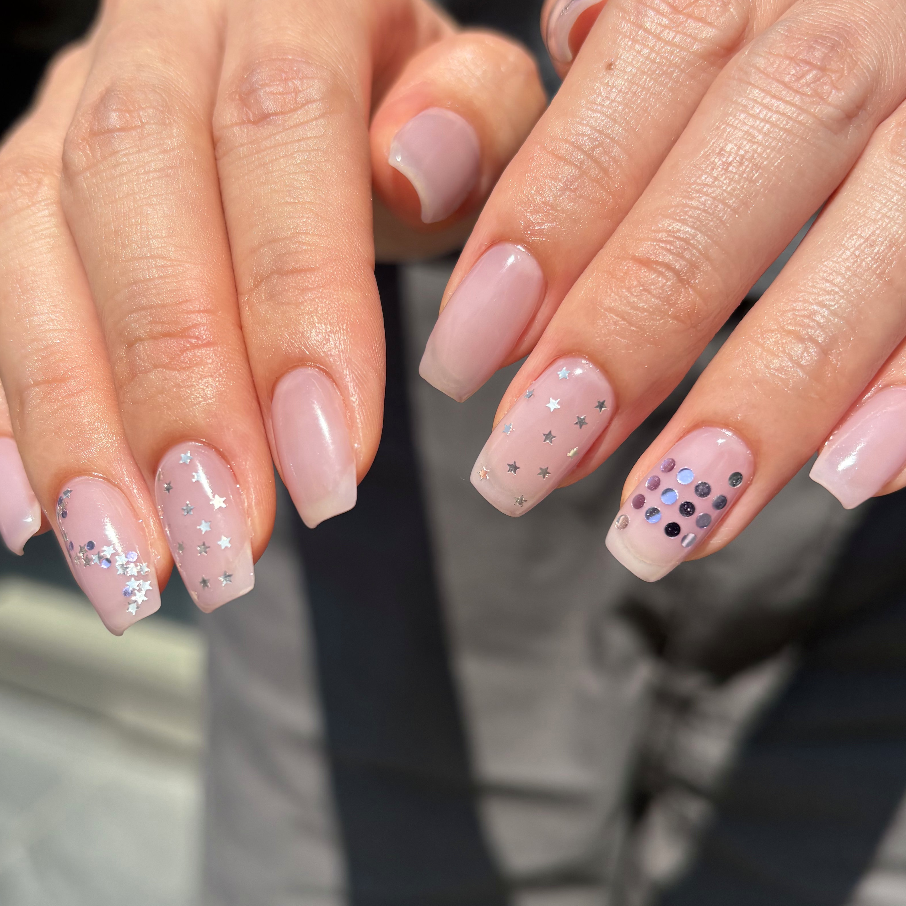 neouv_nail