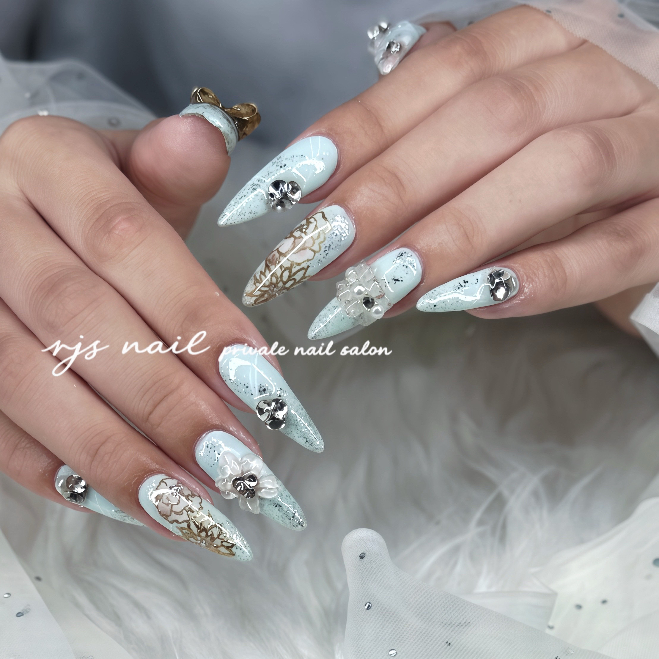 R.J.S.nail