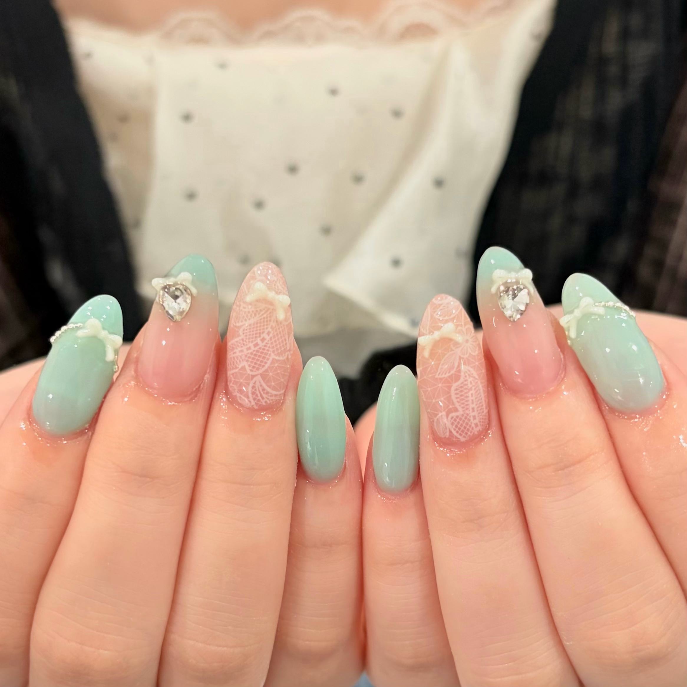 Ugirl_Aya