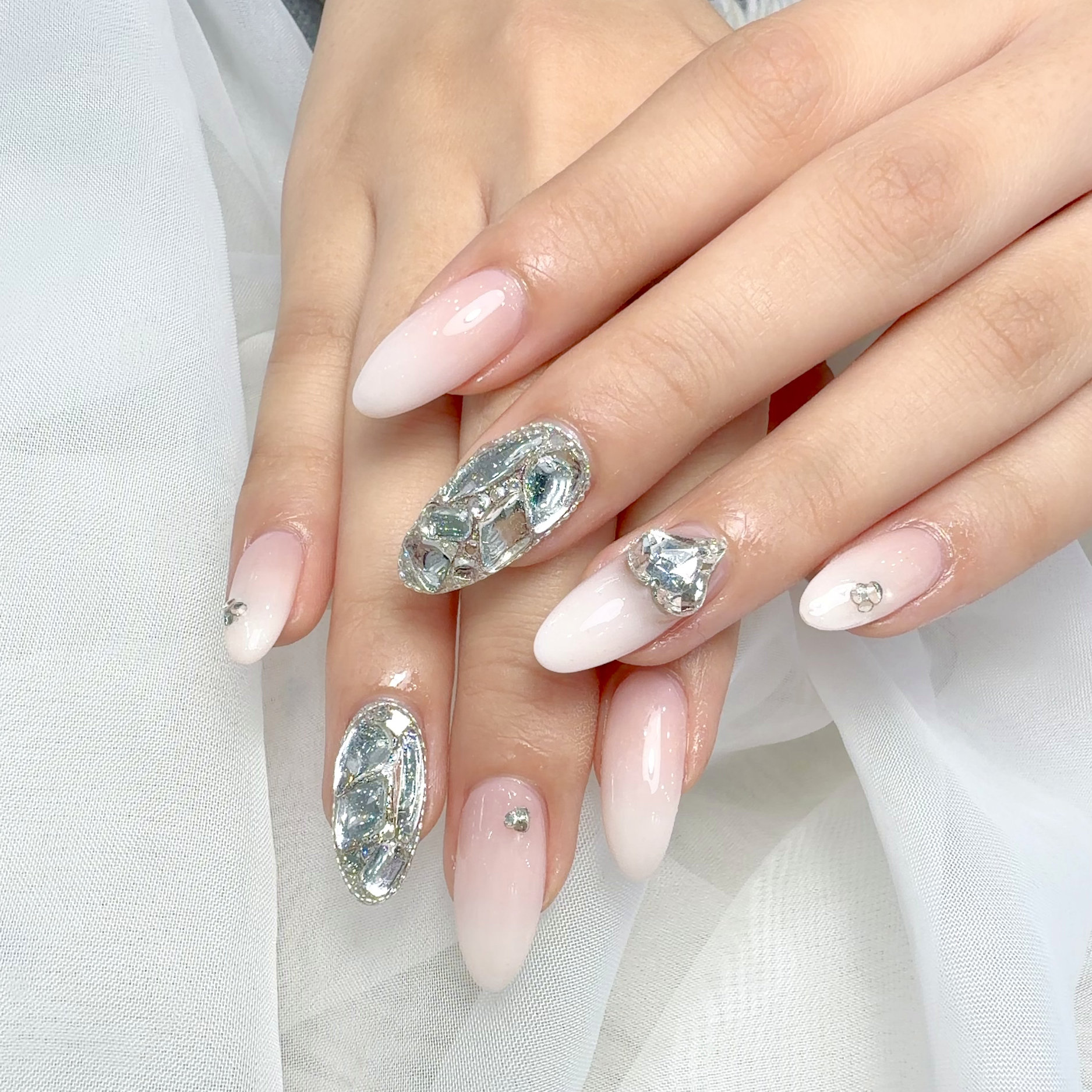 Redispe.nail_noura_Funato