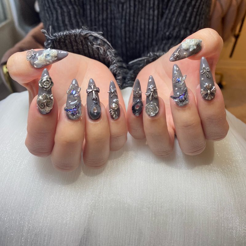 T.Lee Nails Shinjuku