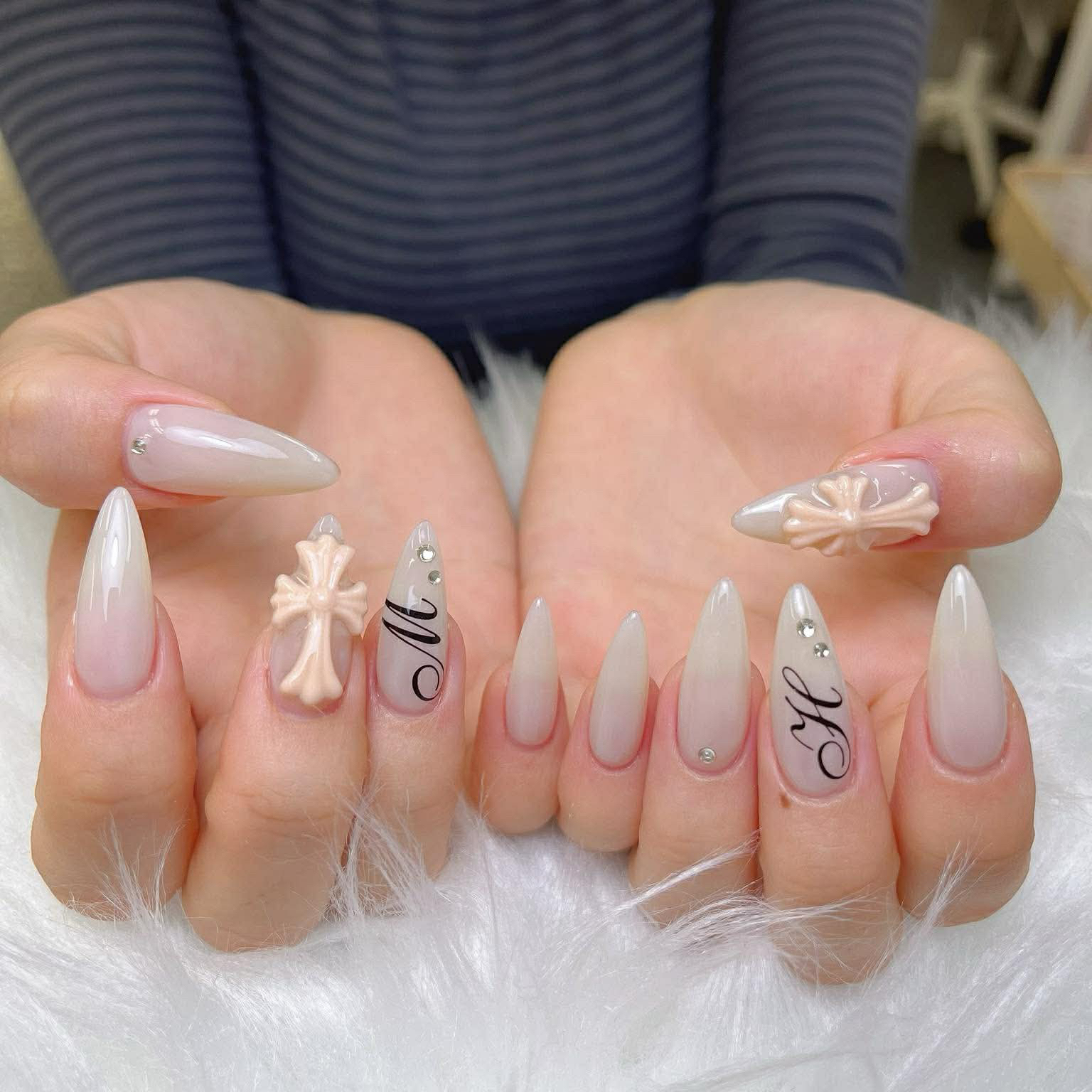 Nienail_mikachan