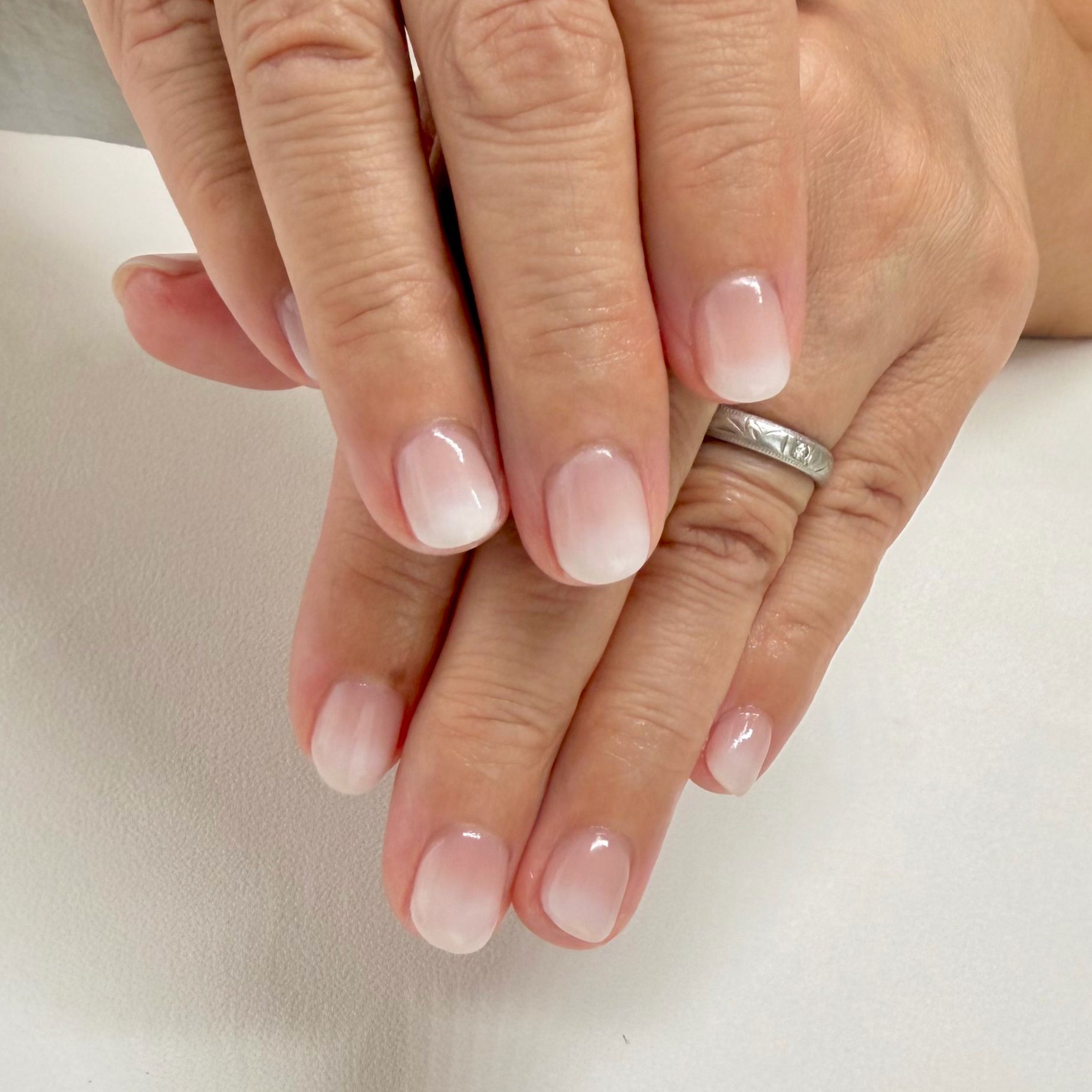Nail__Lino