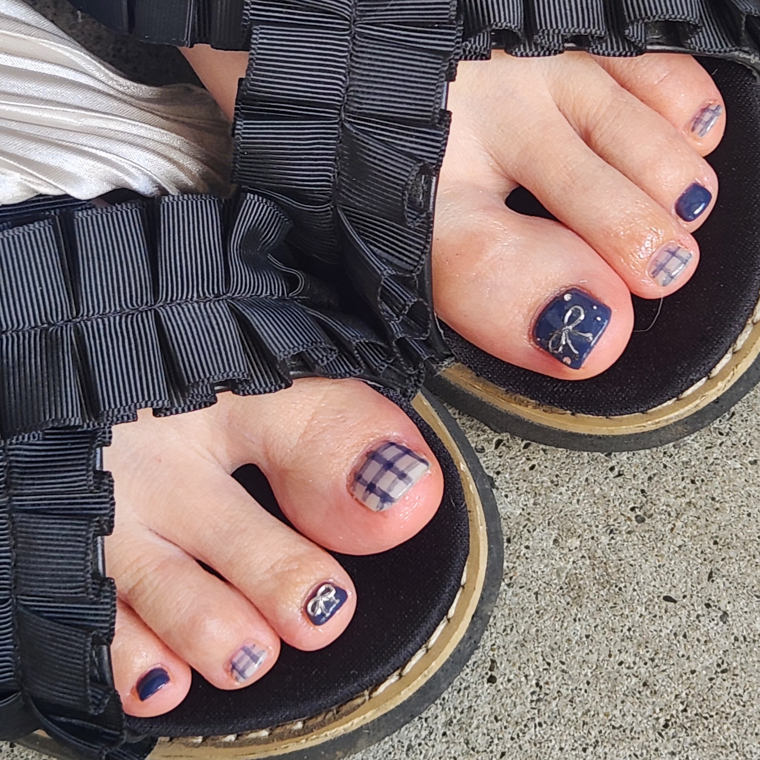 Nailroomno.3
