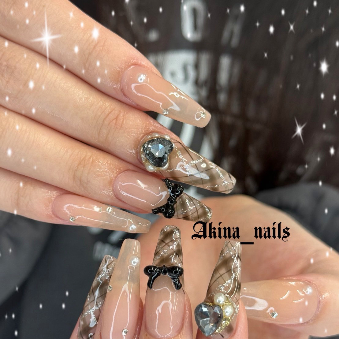 nacy.nail
