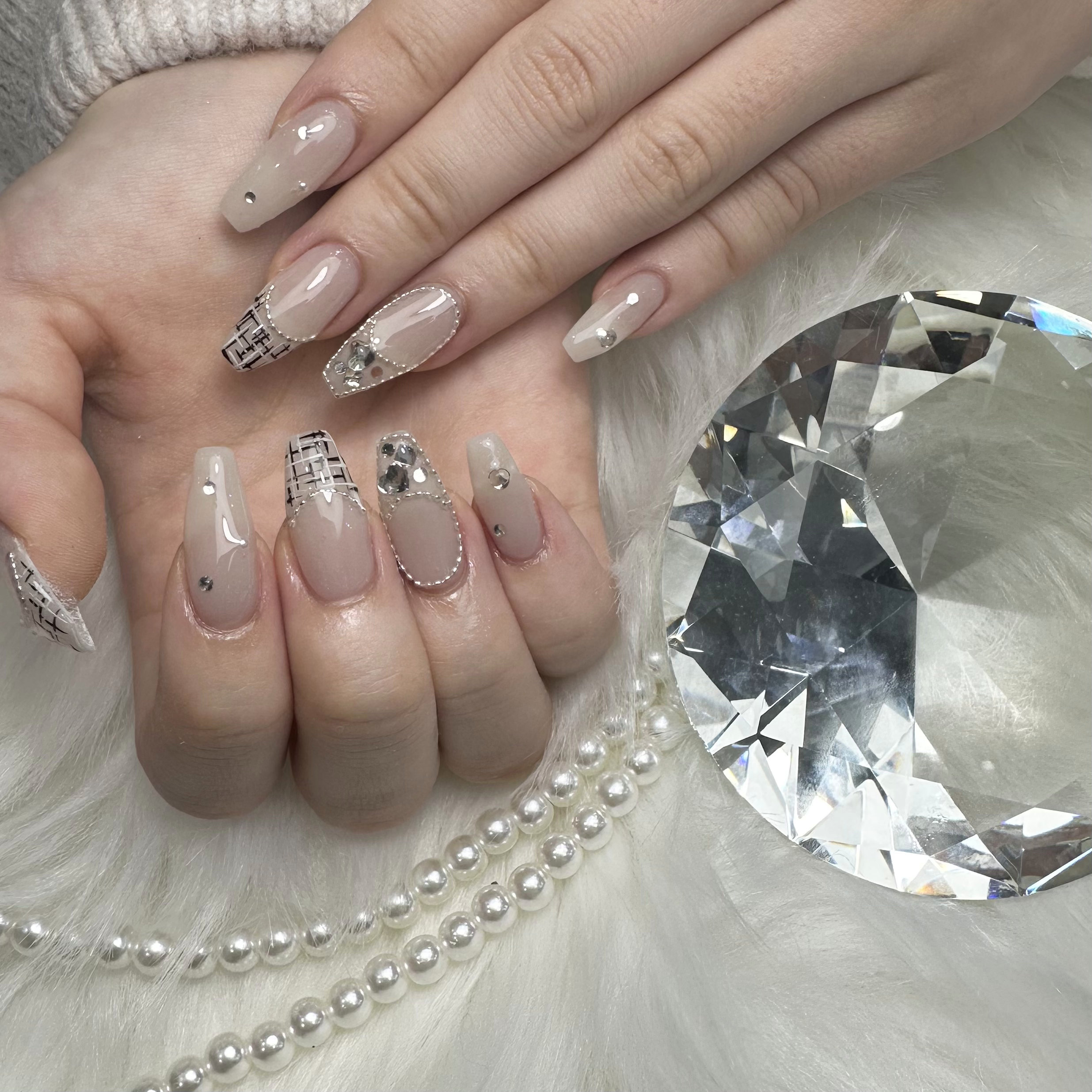 Redispe.nail_nour_ayaka