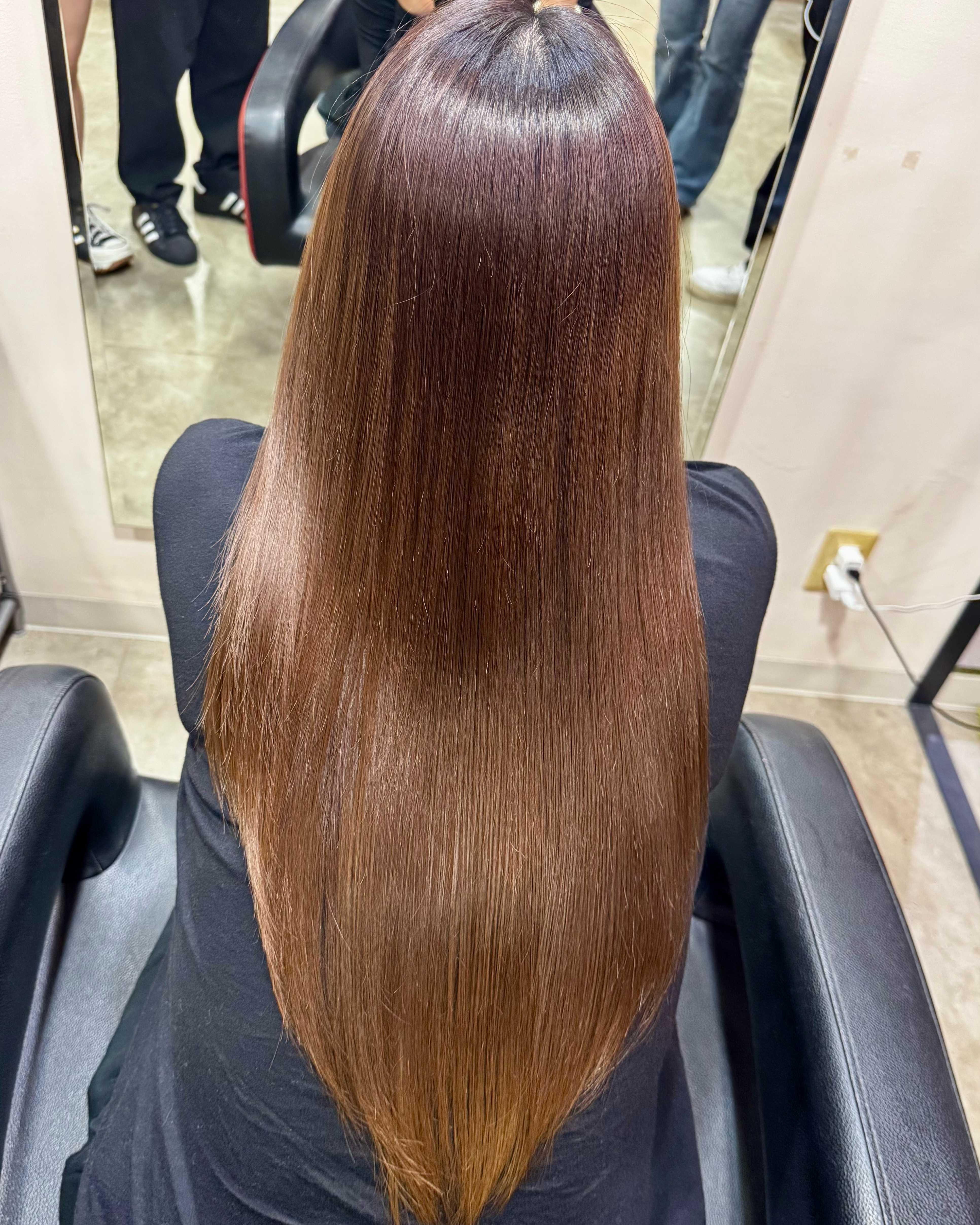 W_SALON