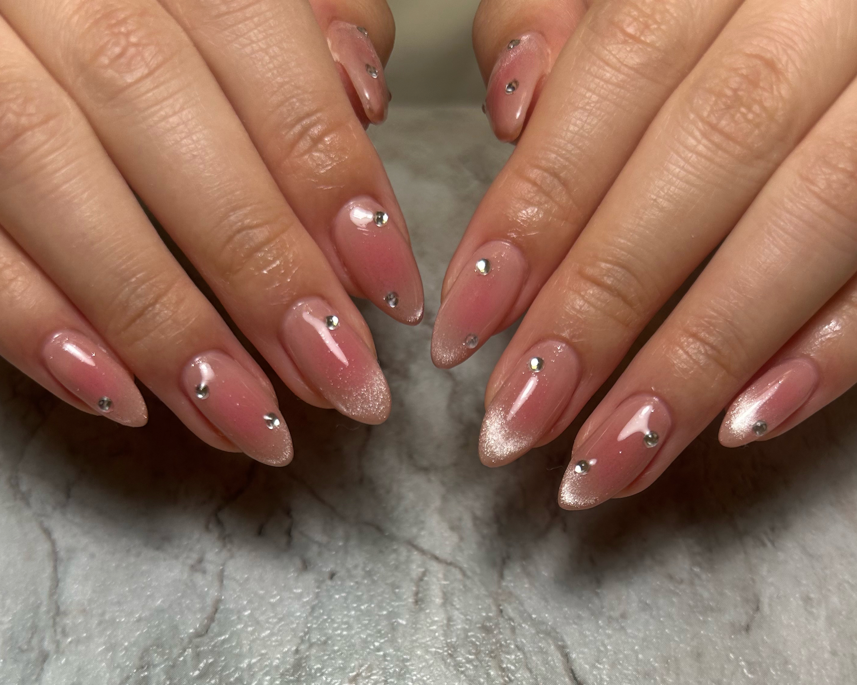 a.nail.a