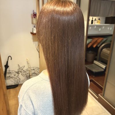 カラー＋ニーナ酸熱トリートメント