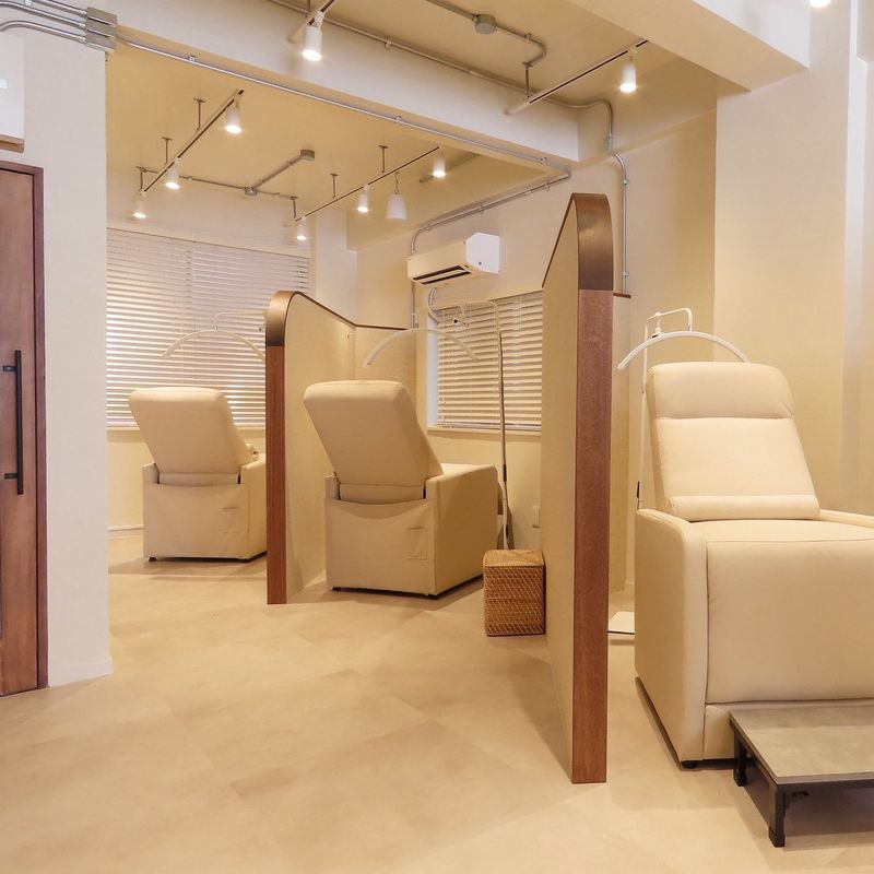 muni nail&eye