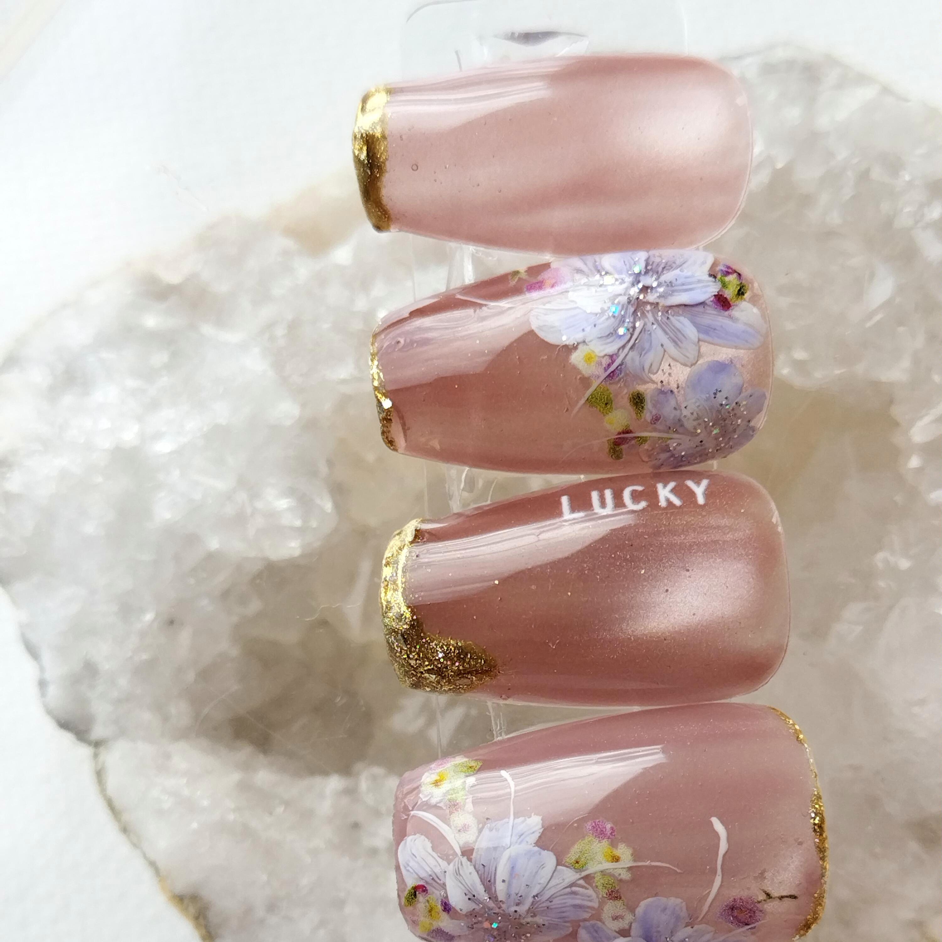 sorako.nails_and_roses