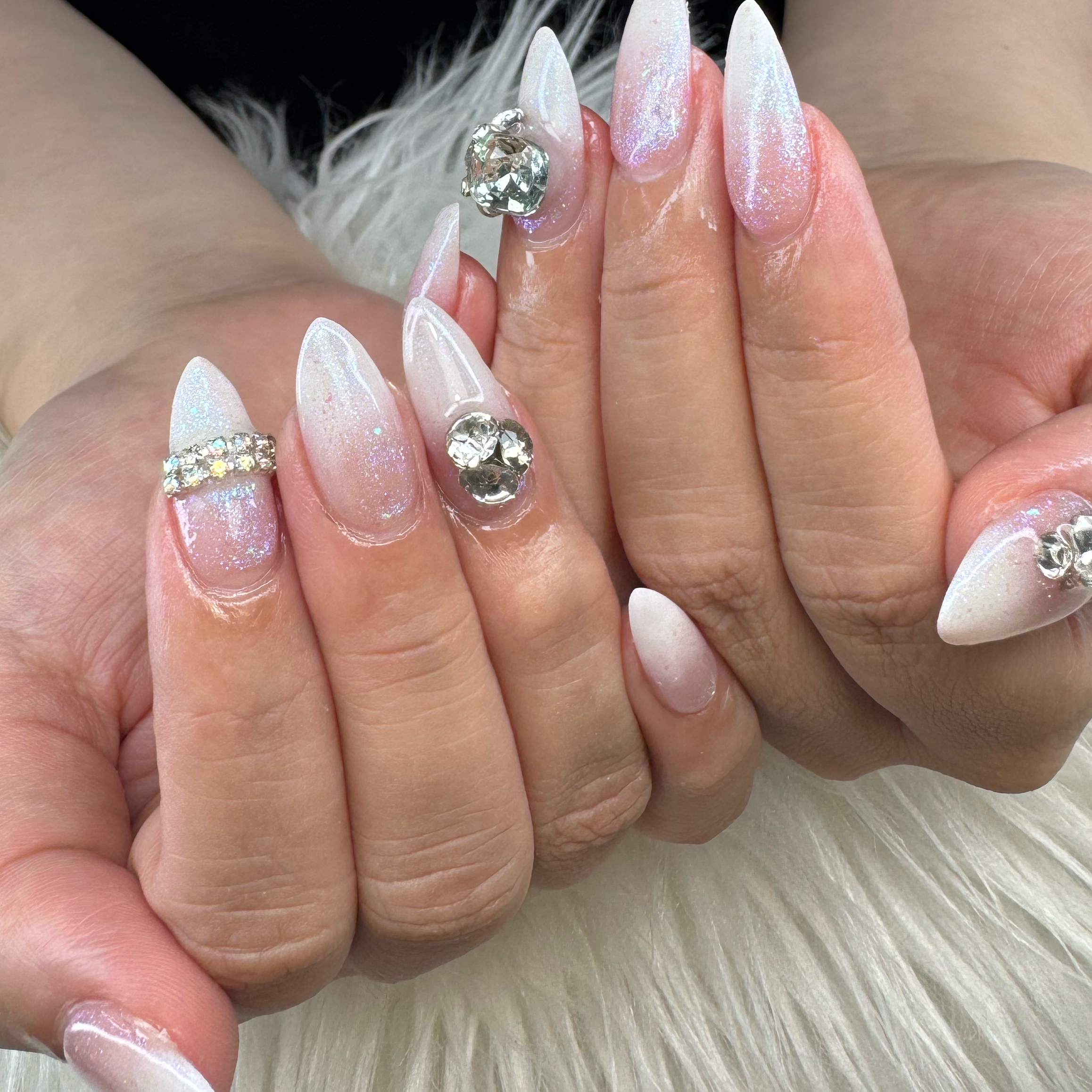 Mimi_MikaBeauty