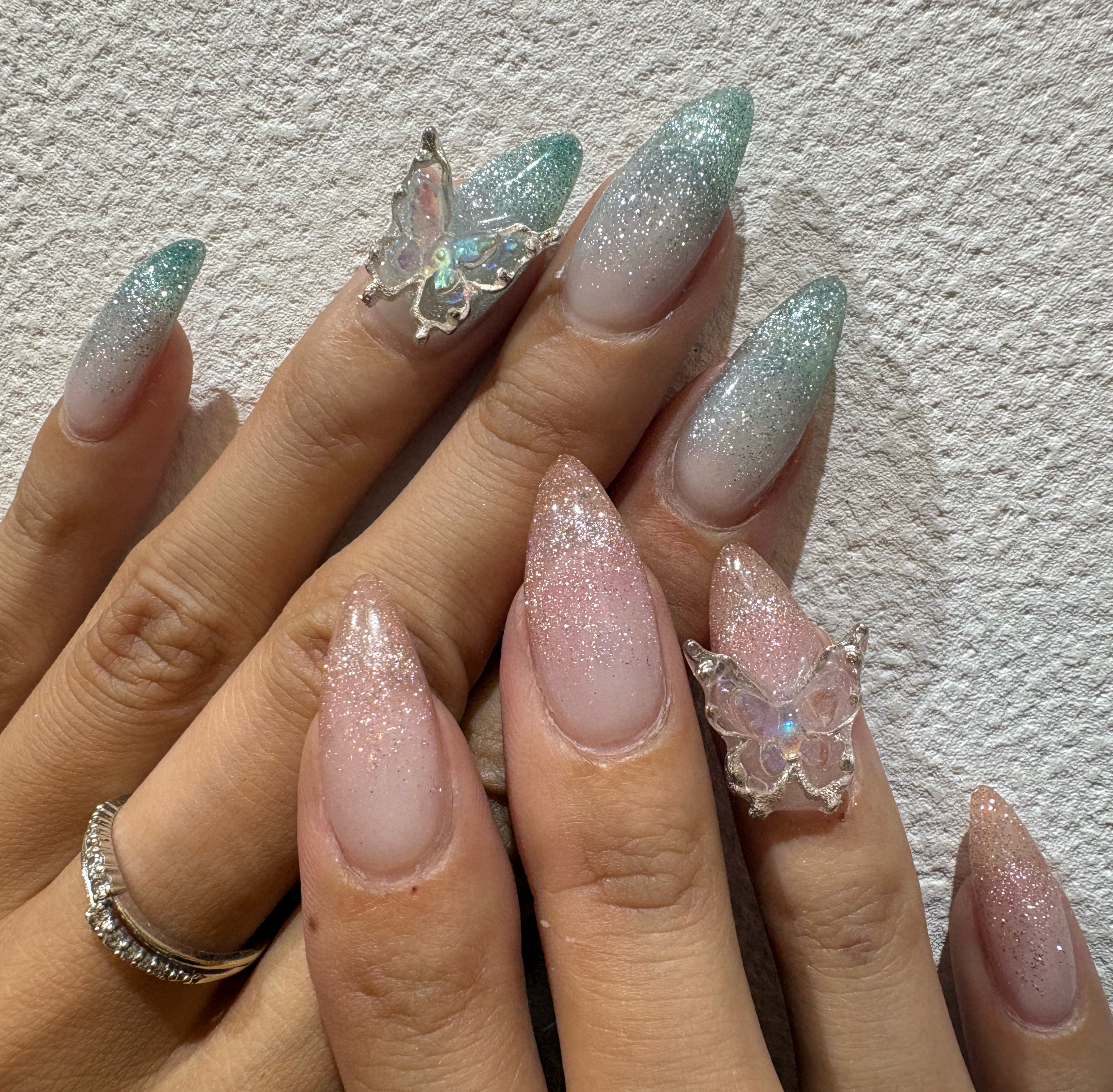 Nail_salon_LuaR