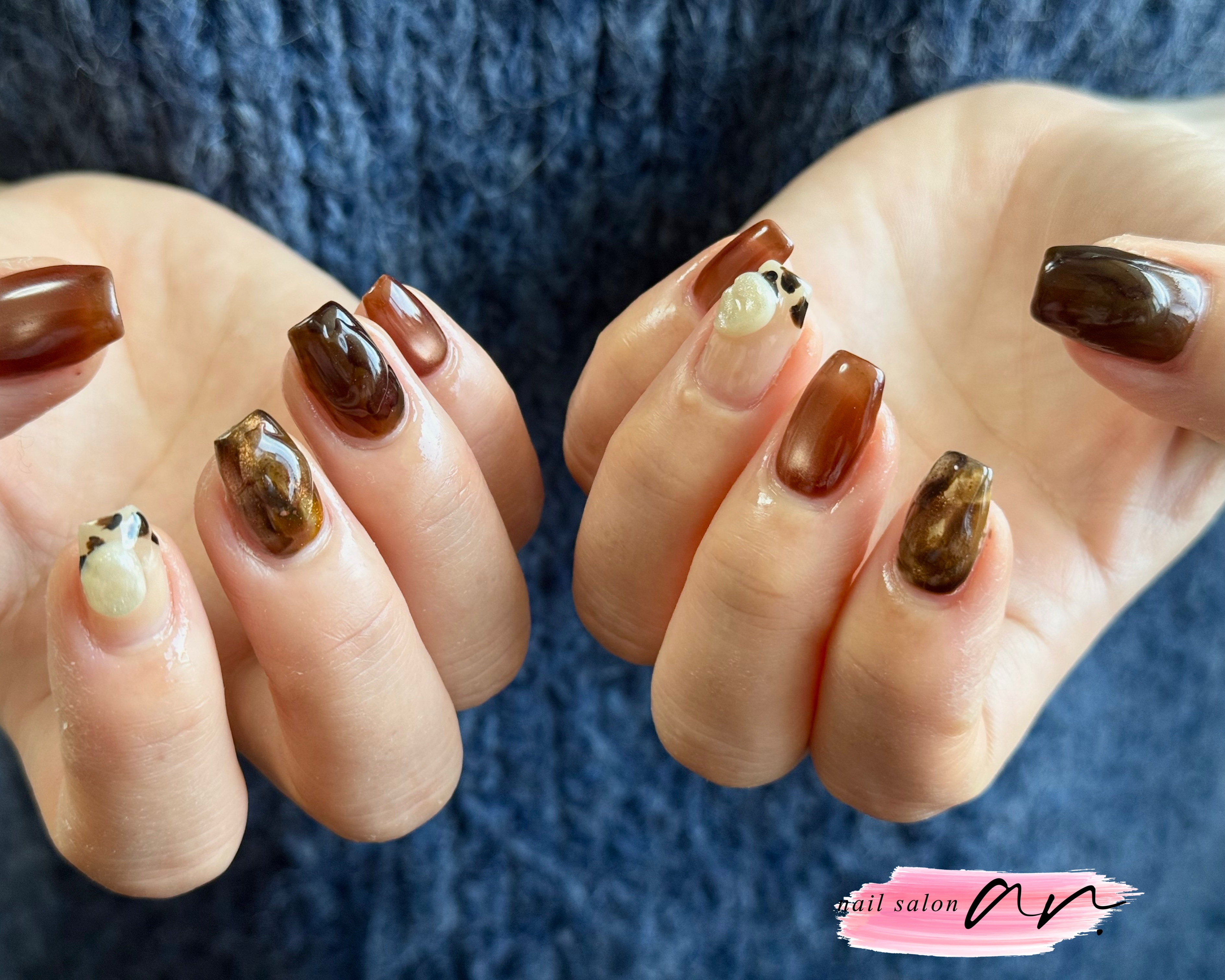 ar._nail