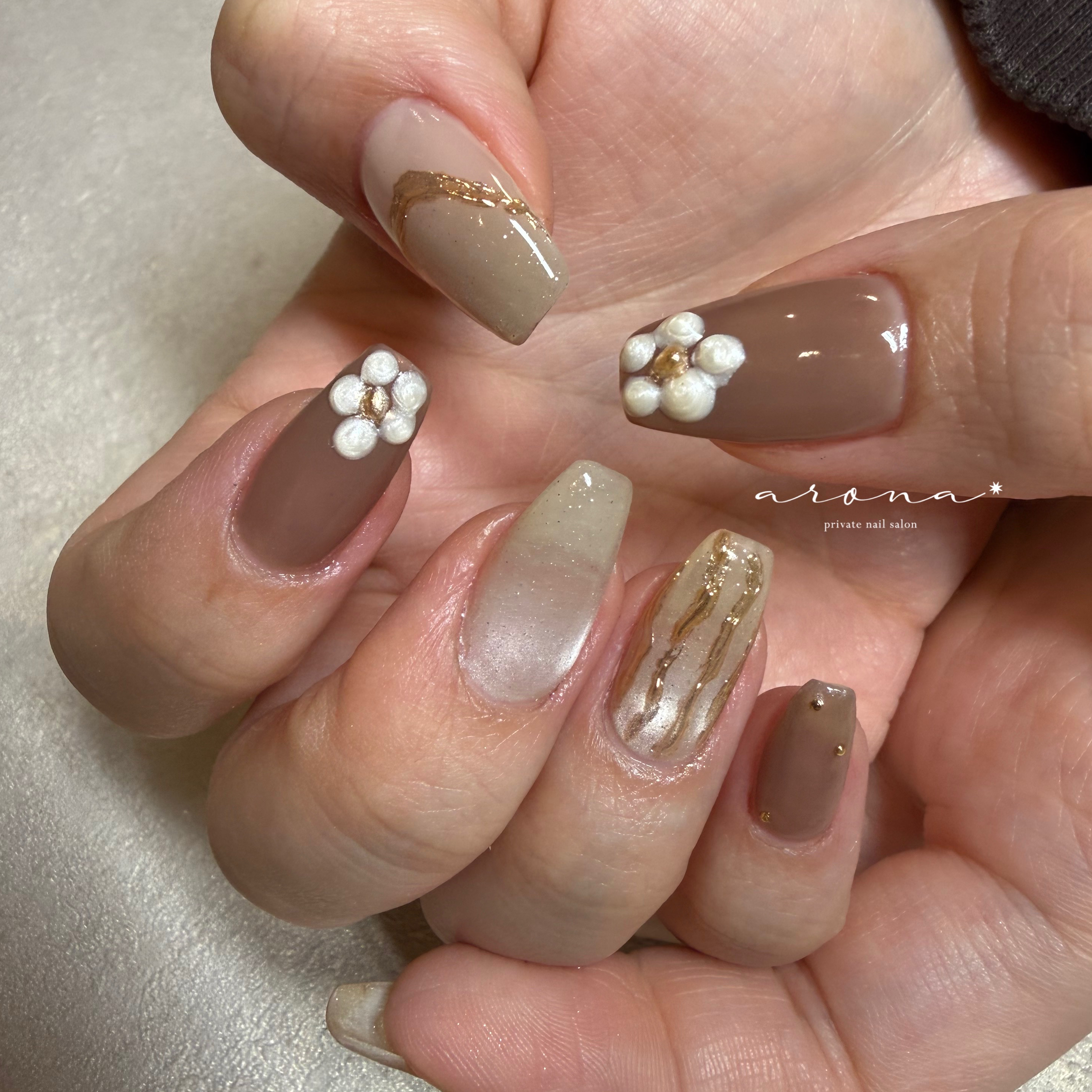 arona_nail