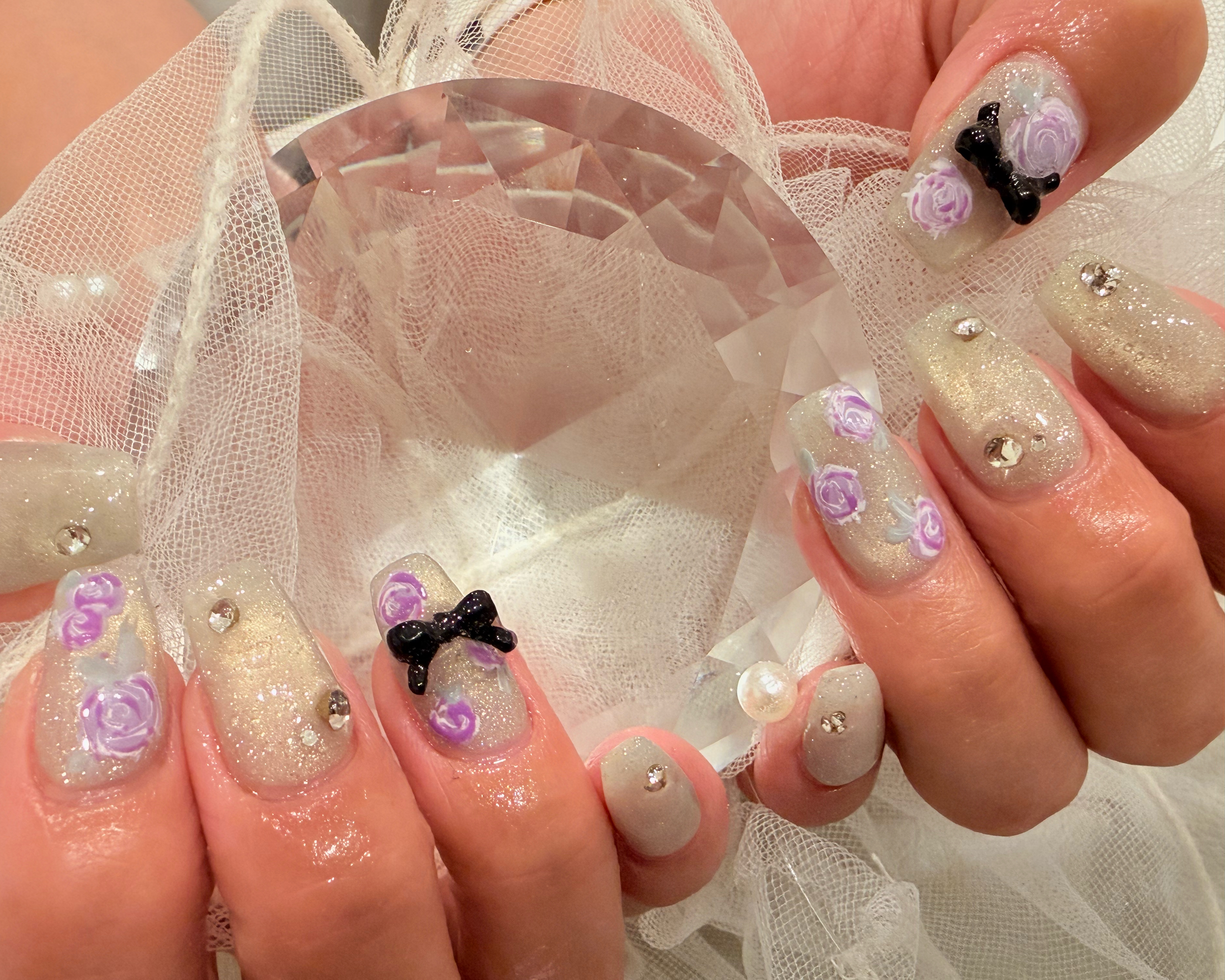 e.s_nail