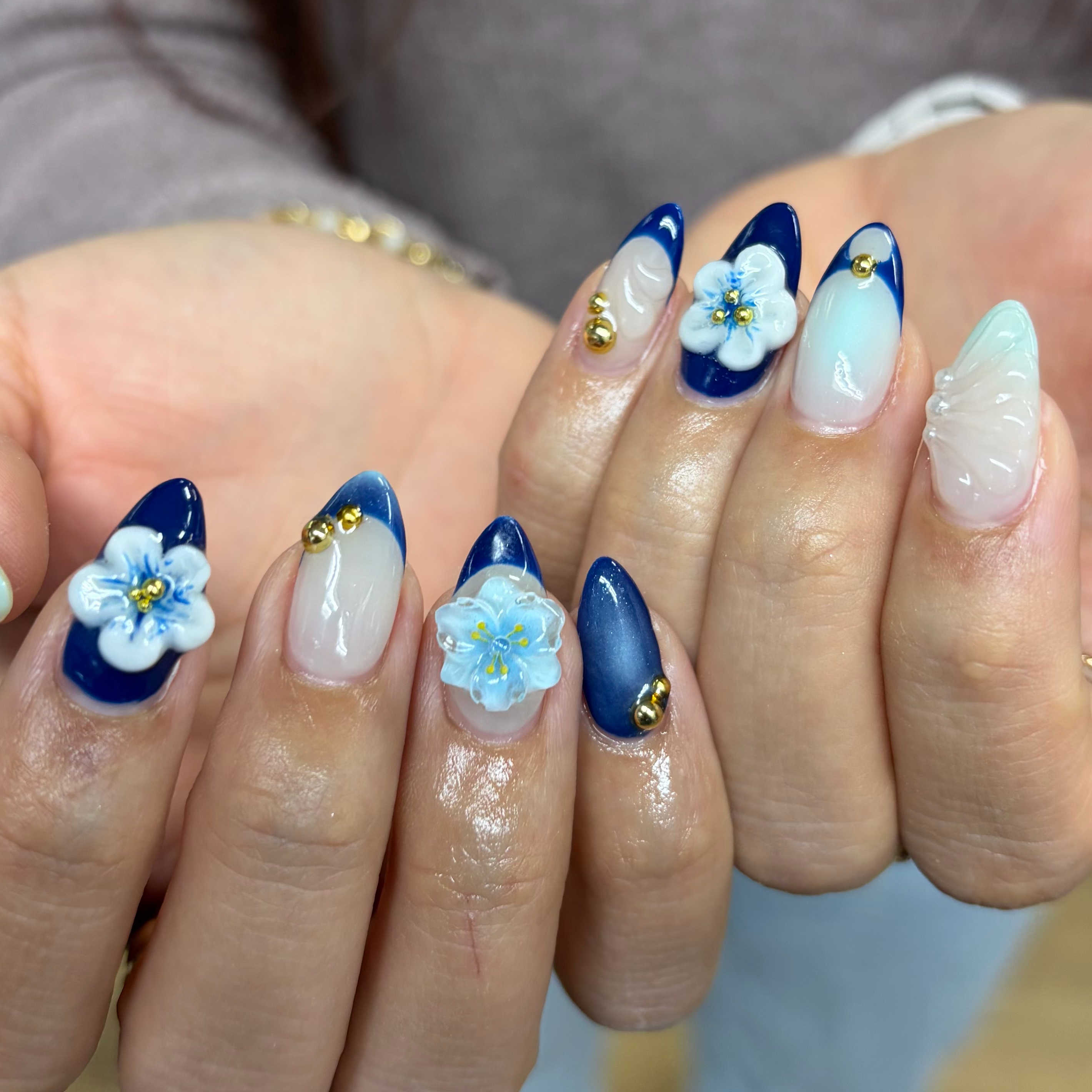 Ann.nail_arisa