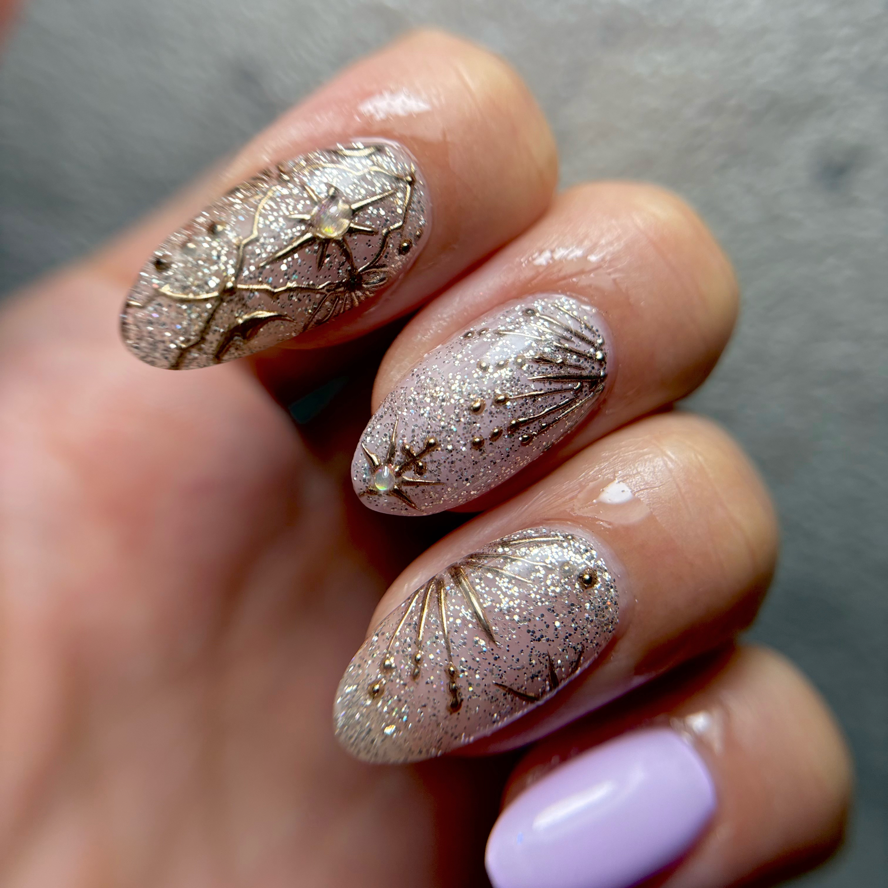lil.yun.nail