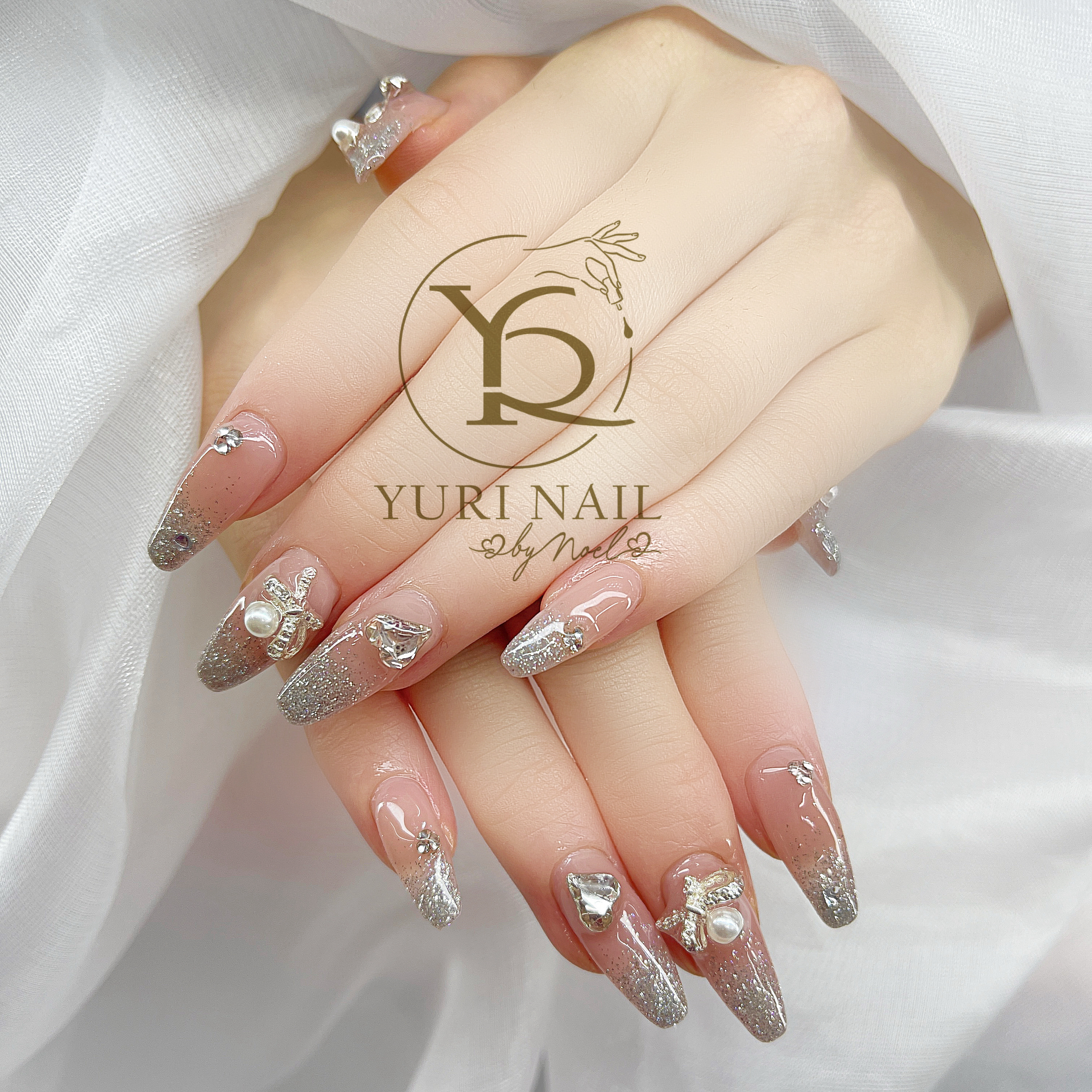 Yuri_nail_Anh