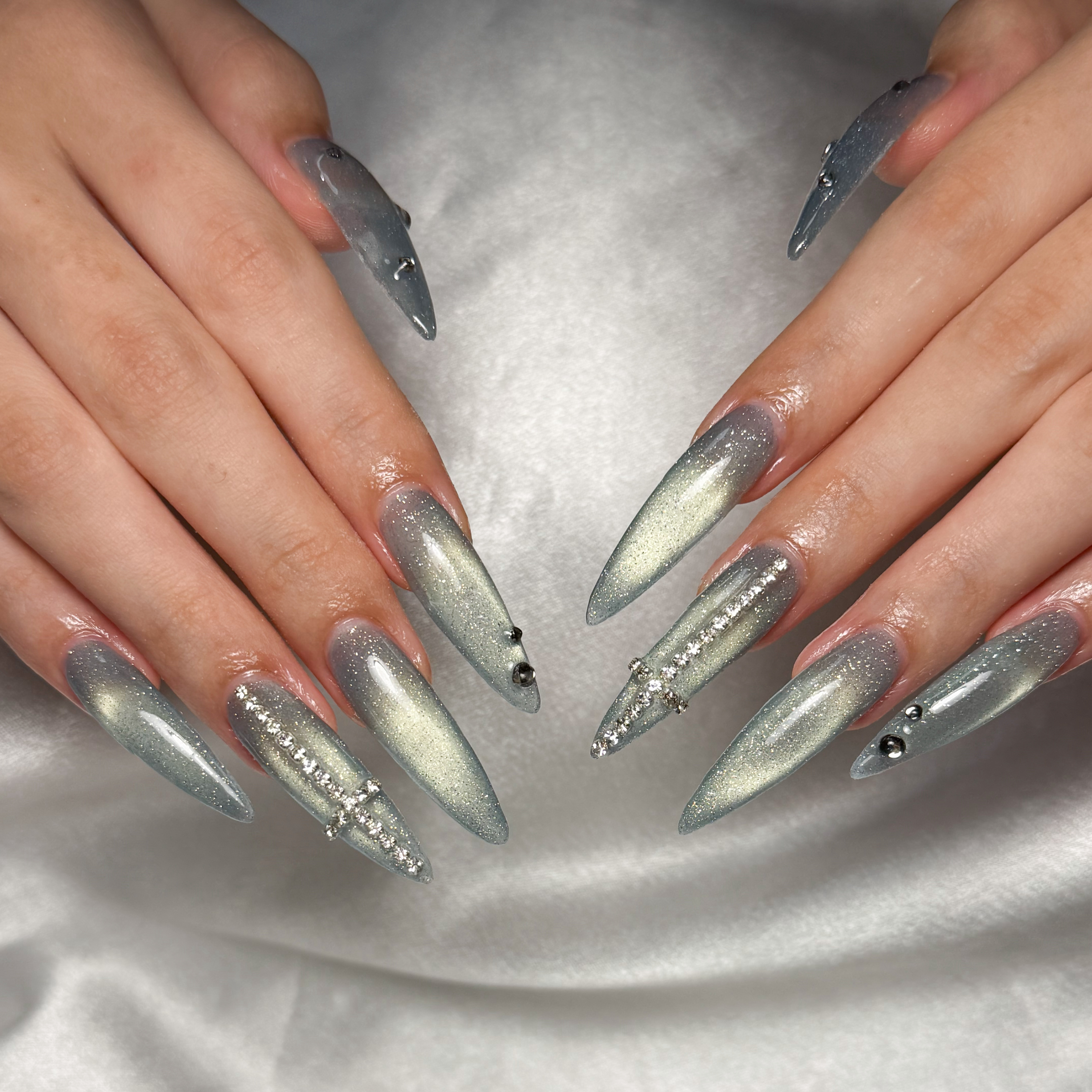 Lia__nail_yuika